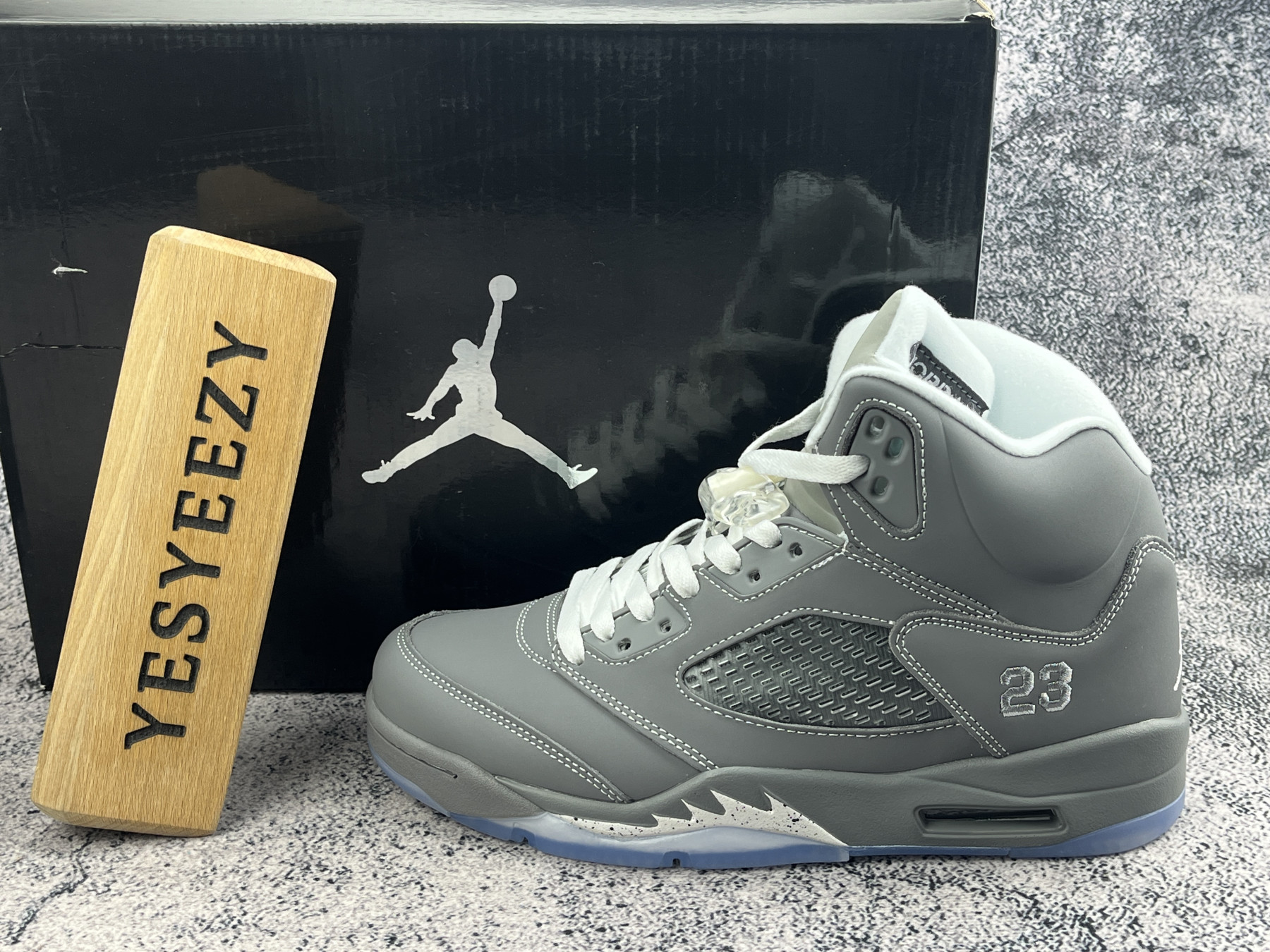UA Jordan 5 Retro