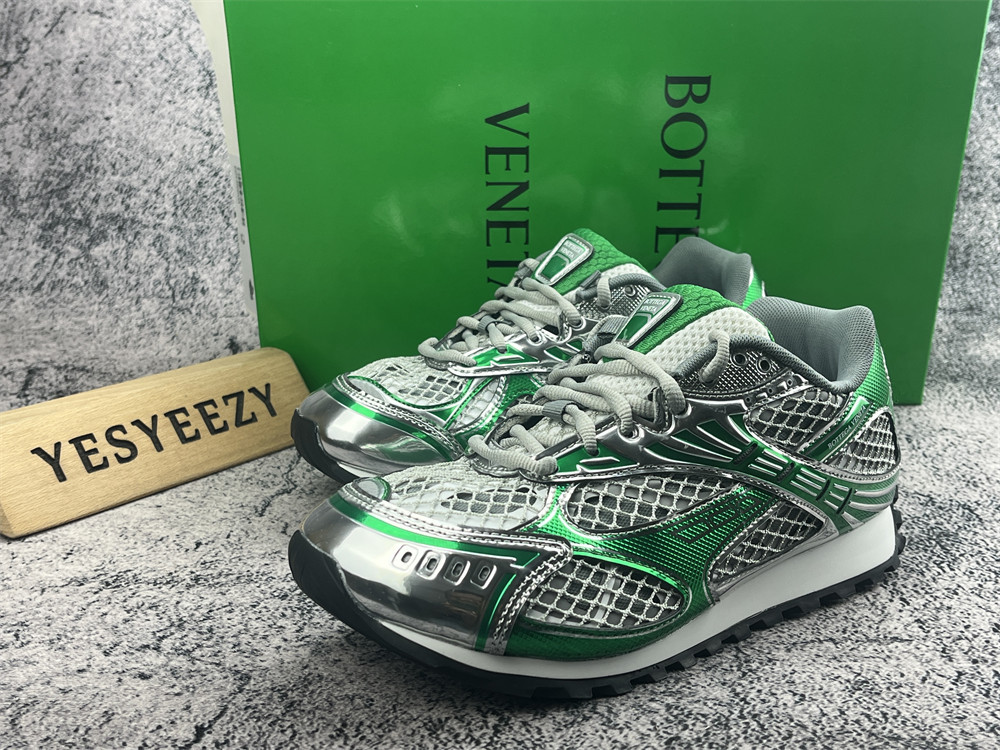 UA B0tt*ga Ven*ta Orbit Sneaker