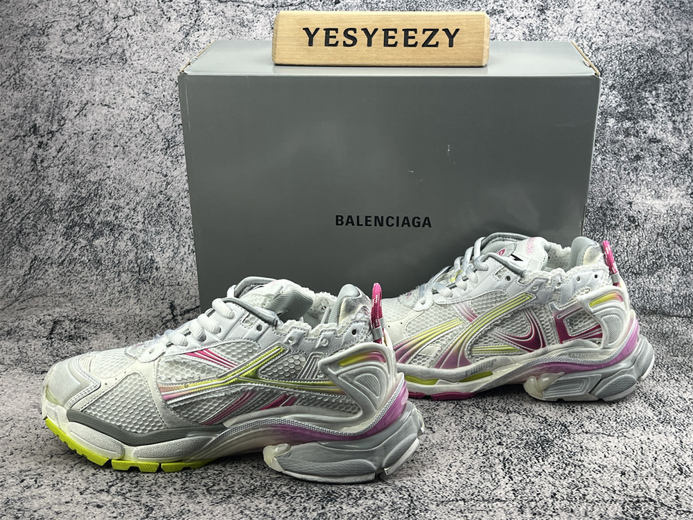 UA Balenciaga Runner Sneaker