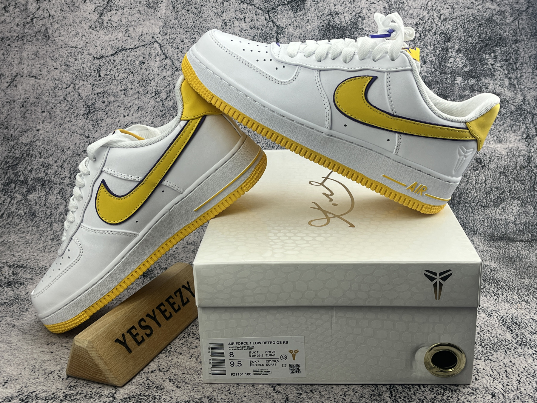 UA Nike Air Force 1 Low Retro QS