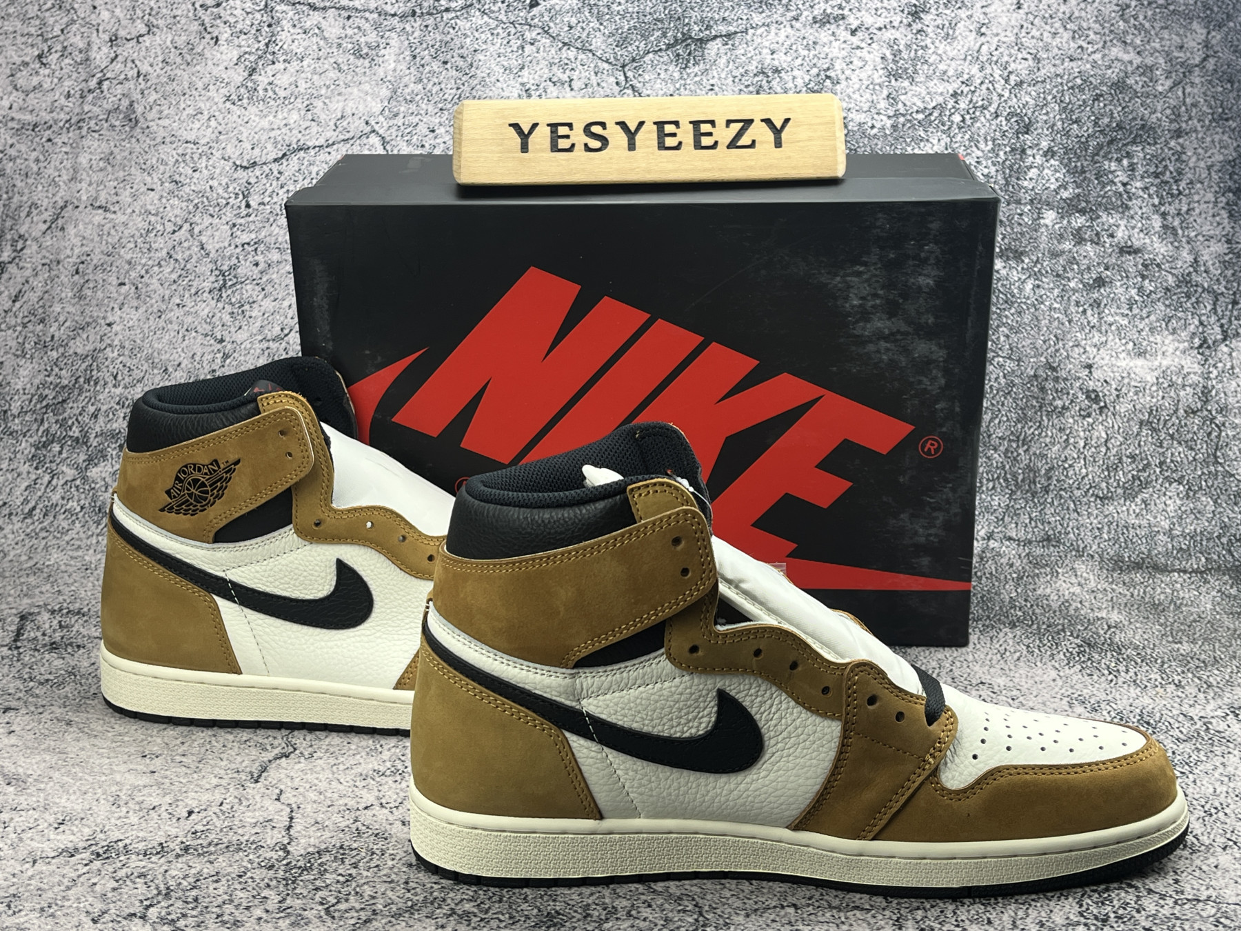 UA AIR JORDAN 1 HIGH