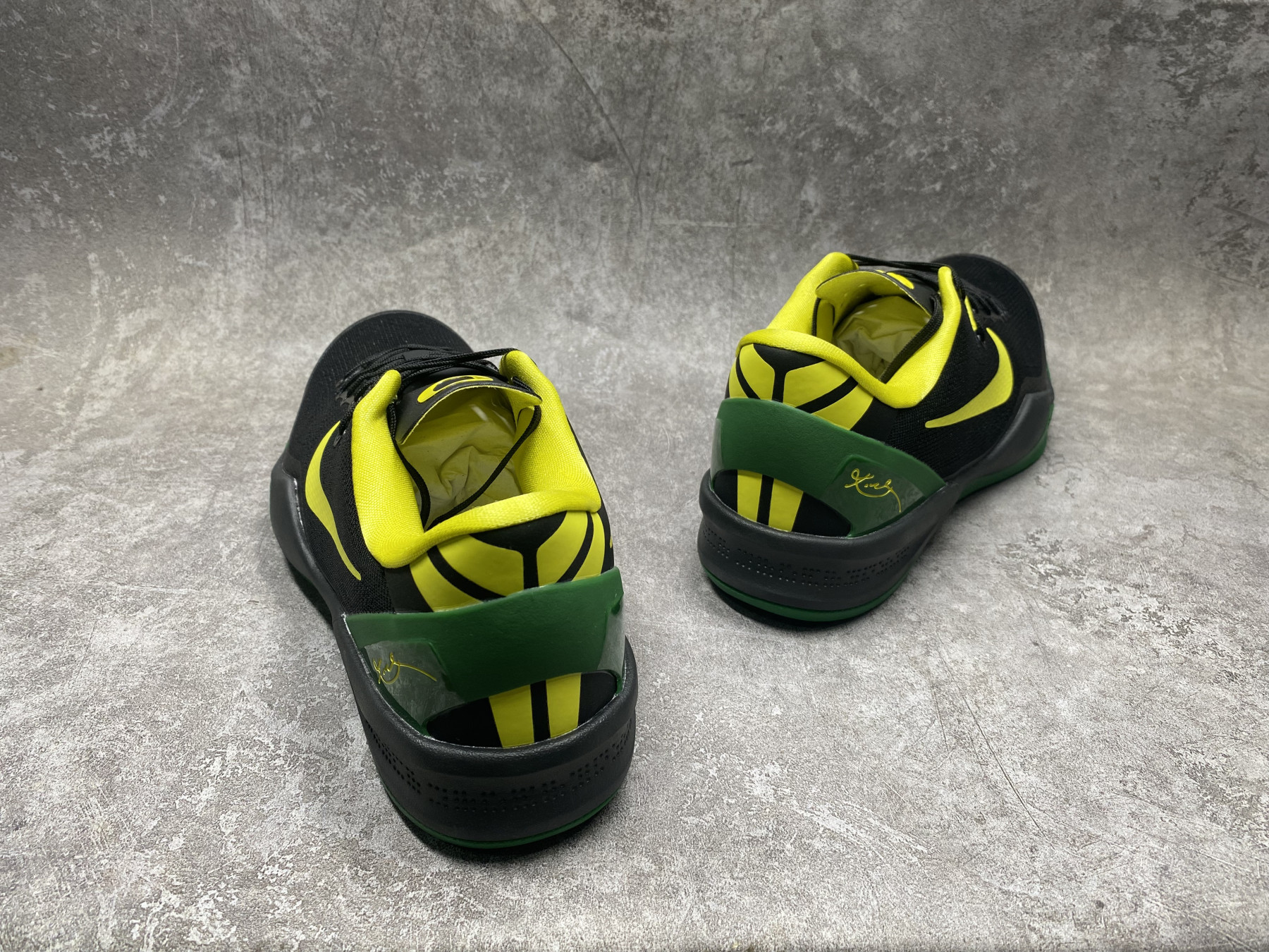 UA Nike Kobe 8 Protro