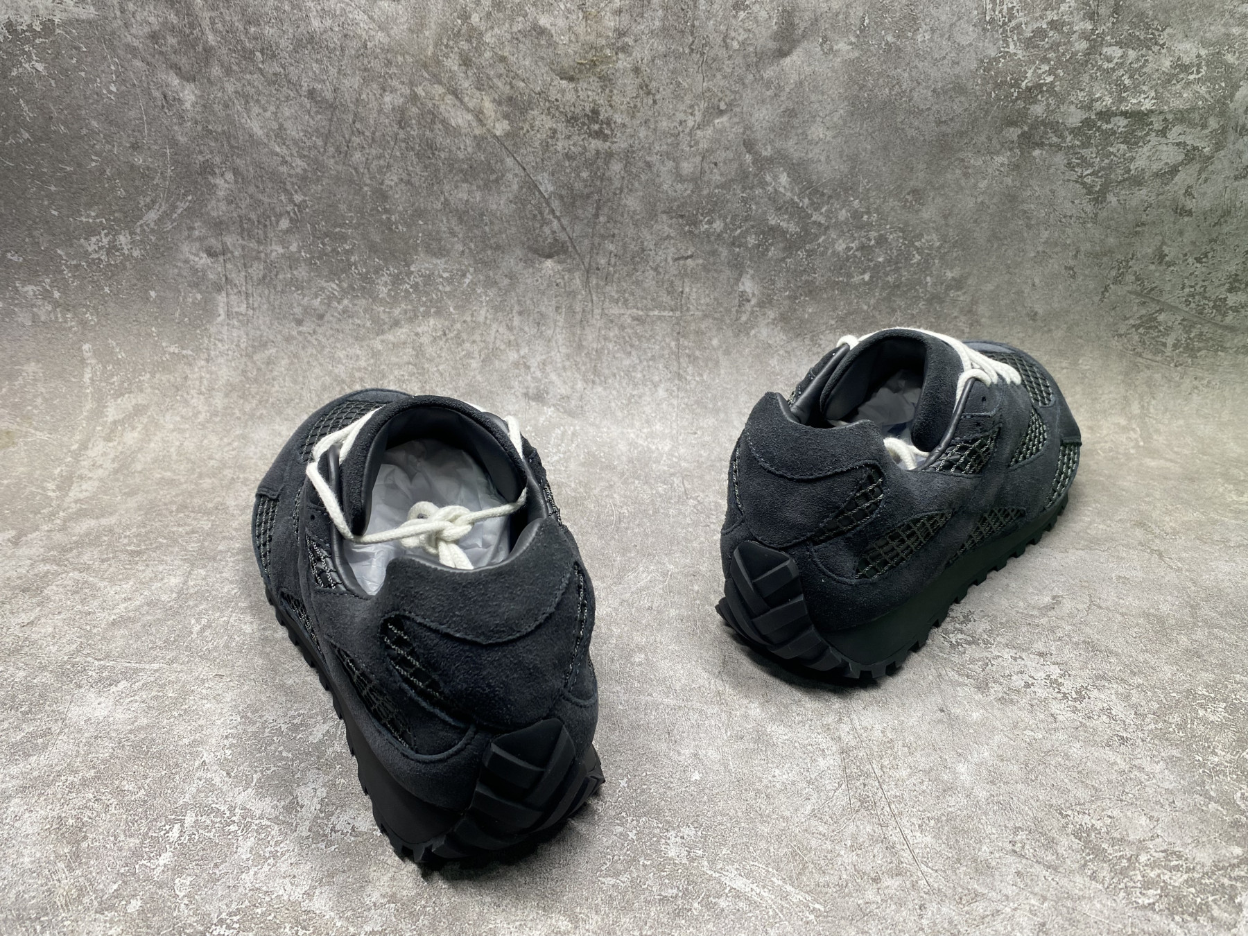 UA B0tt*ga Ven*ta Orbit Sneaker