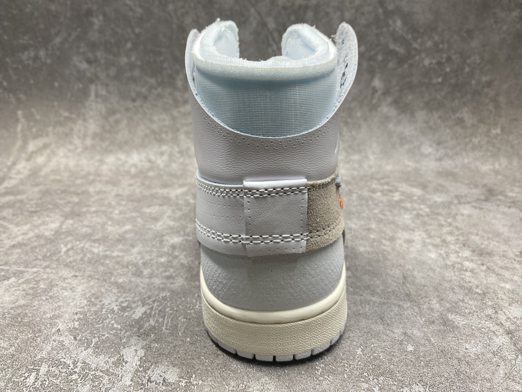 UA Air Jordan 1 High OG x Off-White