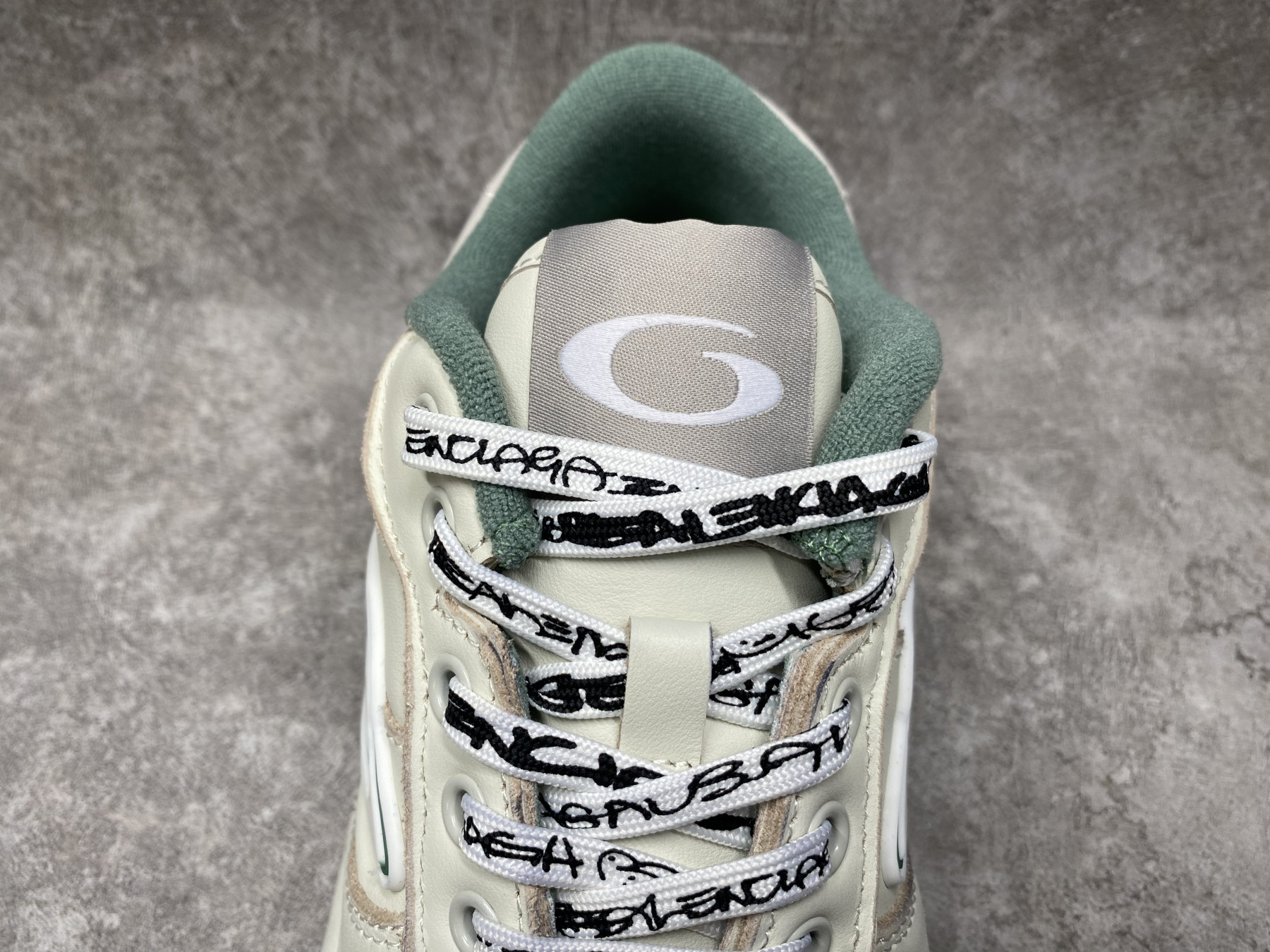 UA Balenciaga Hamptons Worn-out Sneaker (run one size large)