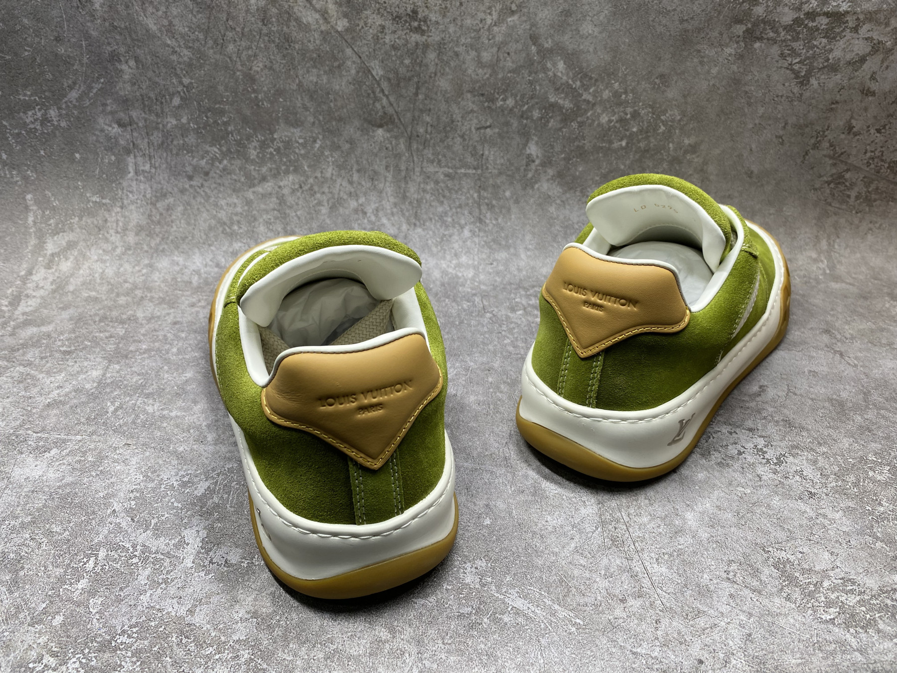 UA LV Tilted Sneaker