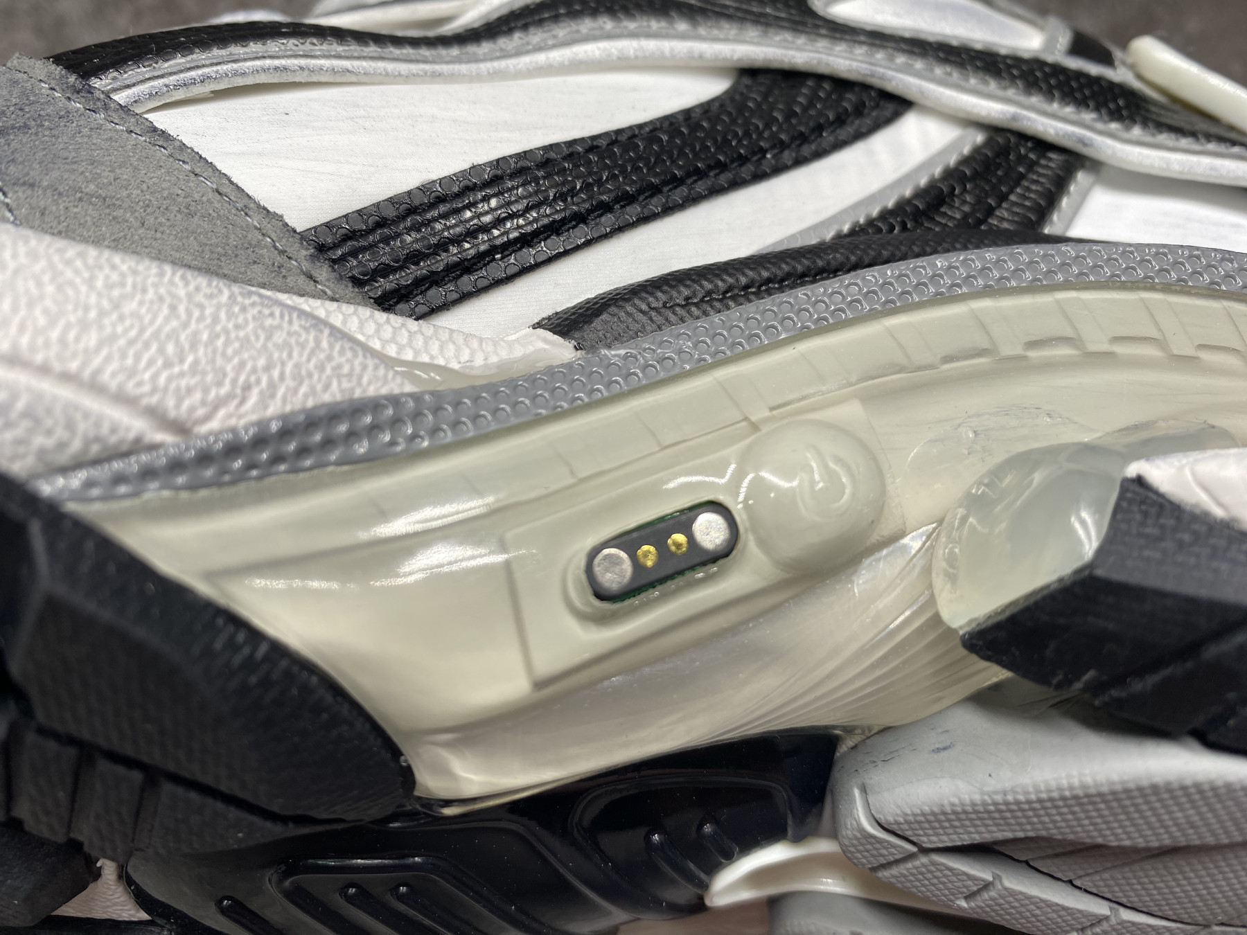 UA Balenciaga Runner Sneaker
