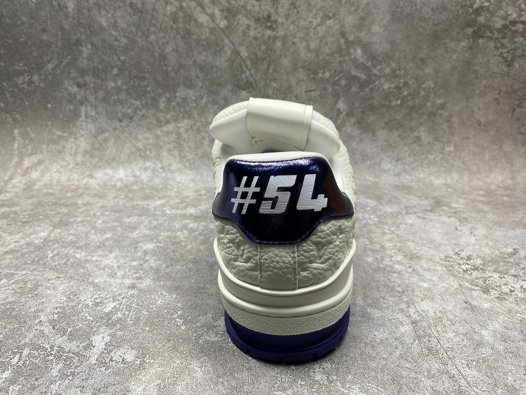 UA LV trainer Sneakers