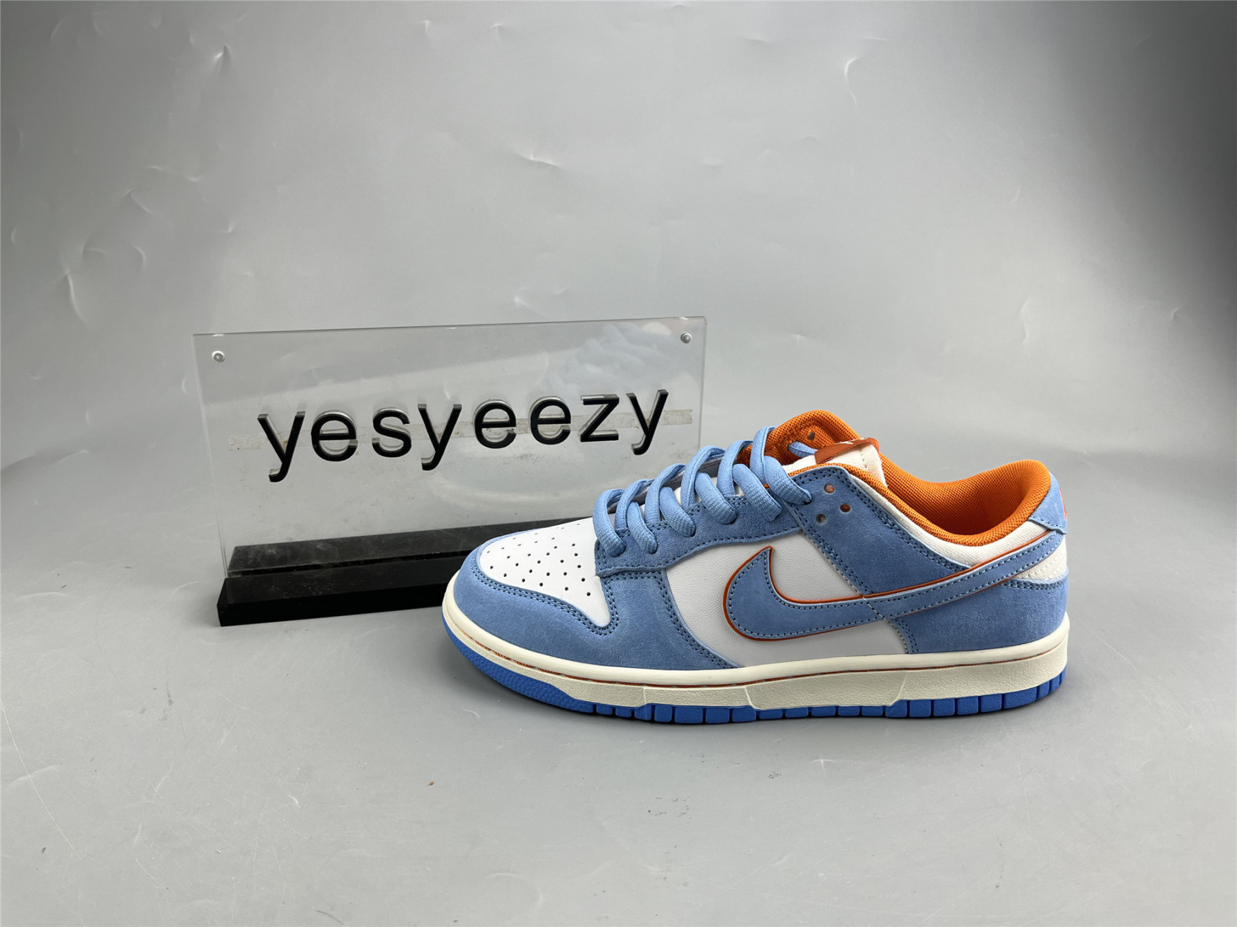 UA NIKE DUNK LOW BLUE ORANGE