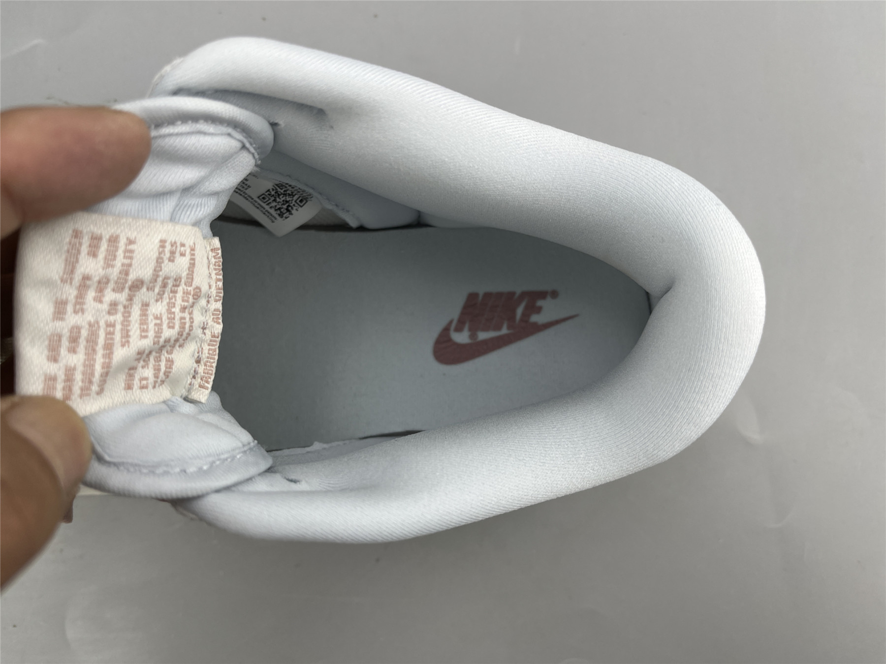 UA NIKE DUNK LOW RETRO PREMIUM 