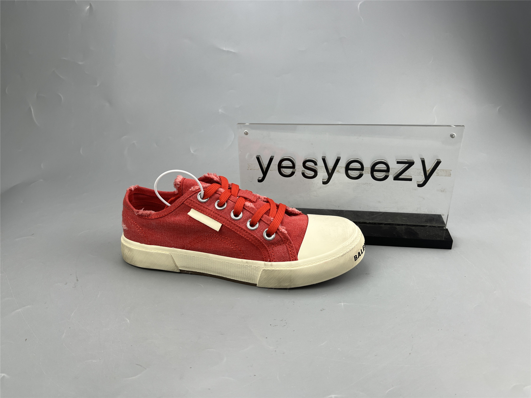 UA PARIS MID RED