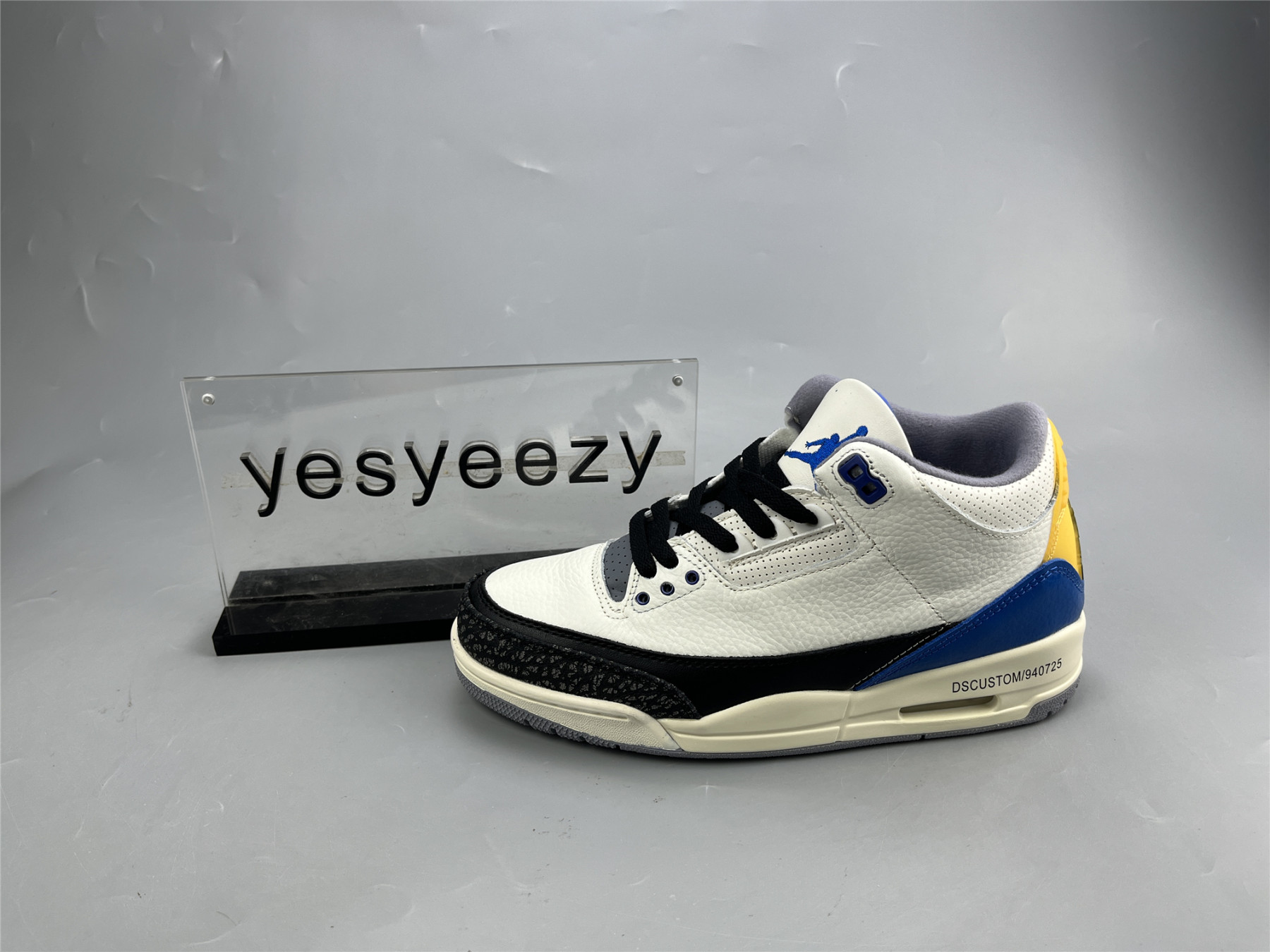 UA AIR JORDAN 3 RETRO GS 