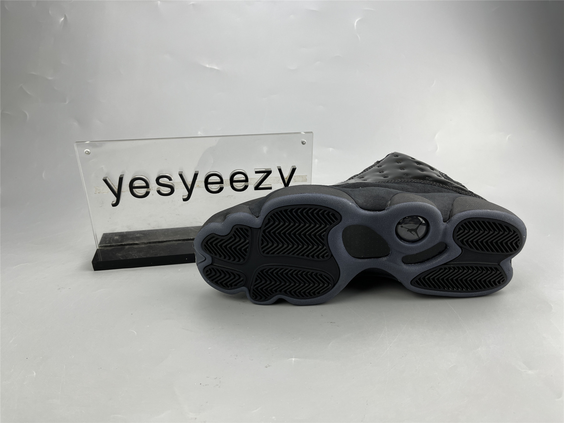 UA AIR JORDAN 13 RETRO 