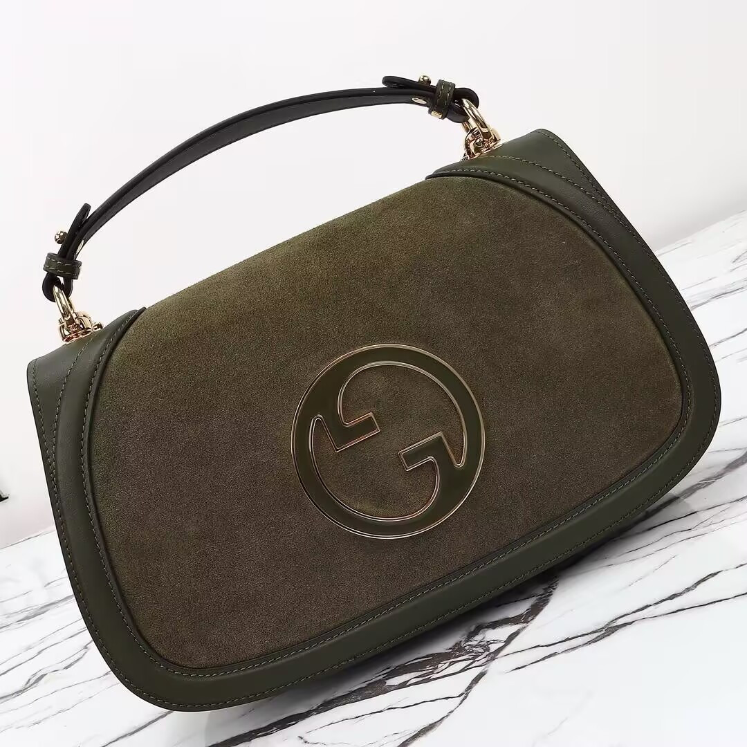 Gvc*1 Shoulder Bag 32x17x10cm