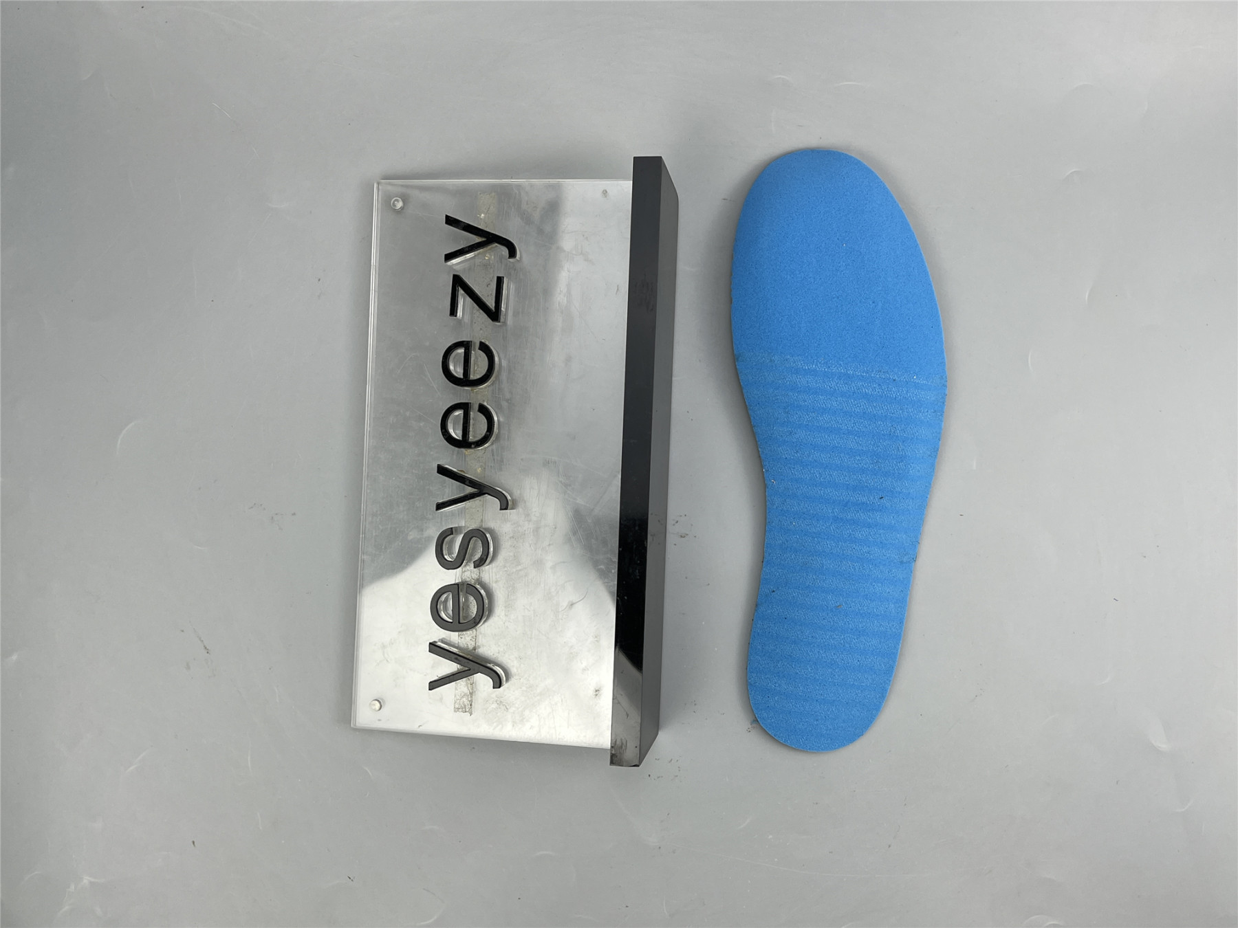 UA AIR JORDAN 1 RETRO HIGH OG 