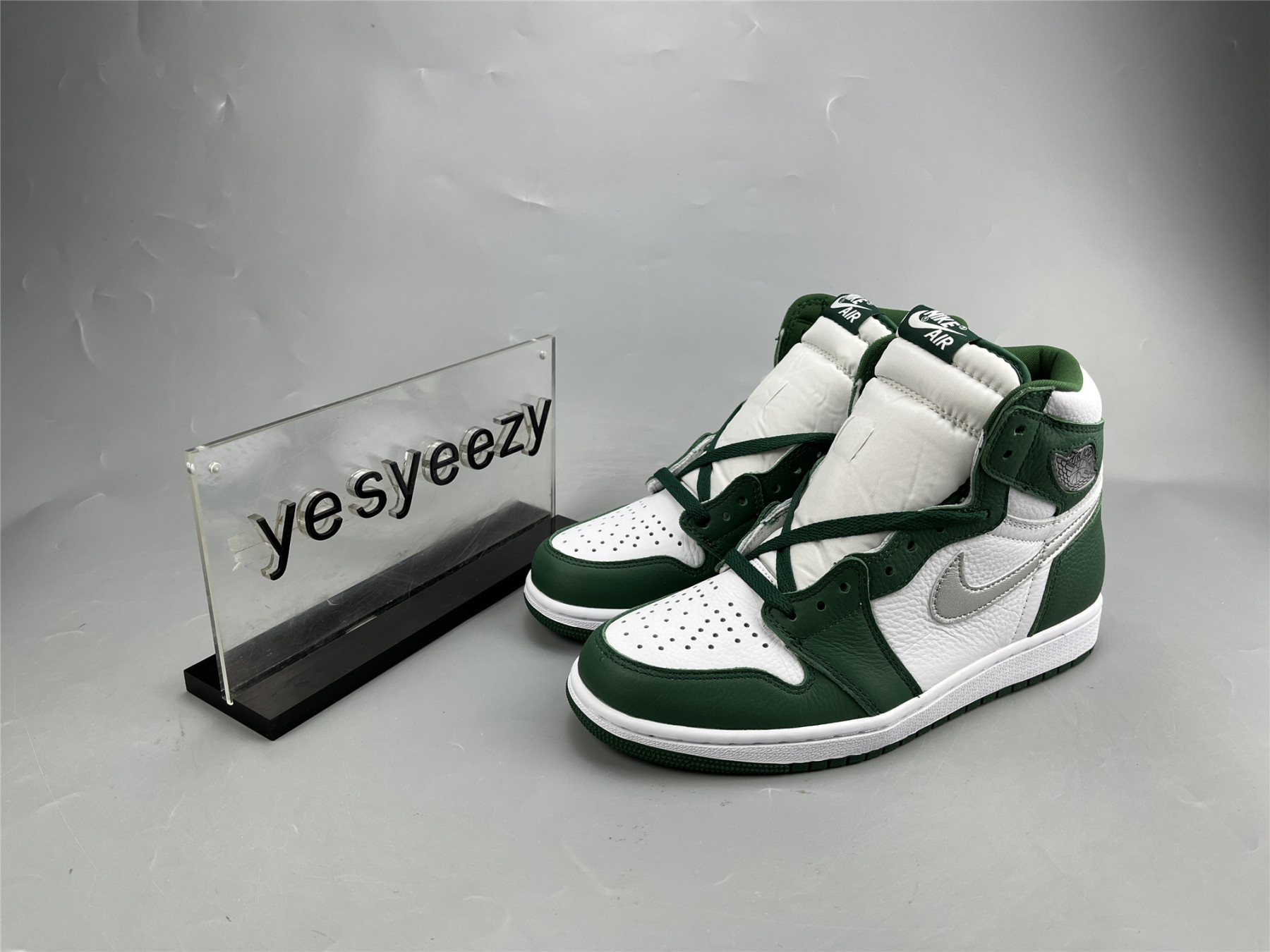 UA AIR JORDAN 1 RETRO HIGH OG 