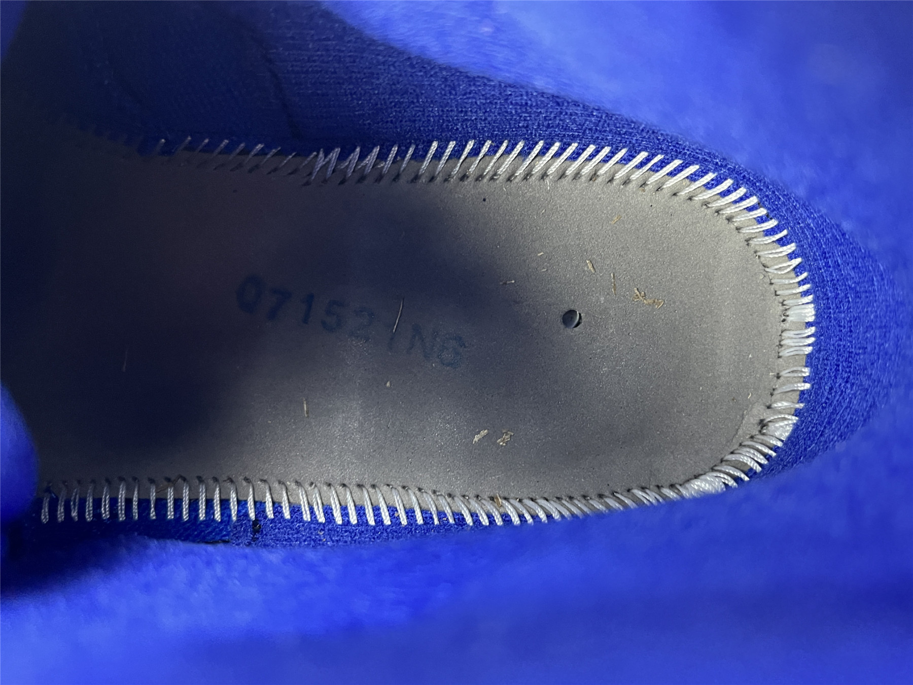 UA AIR JORDAN 11 RETRO LEGEND BLUE