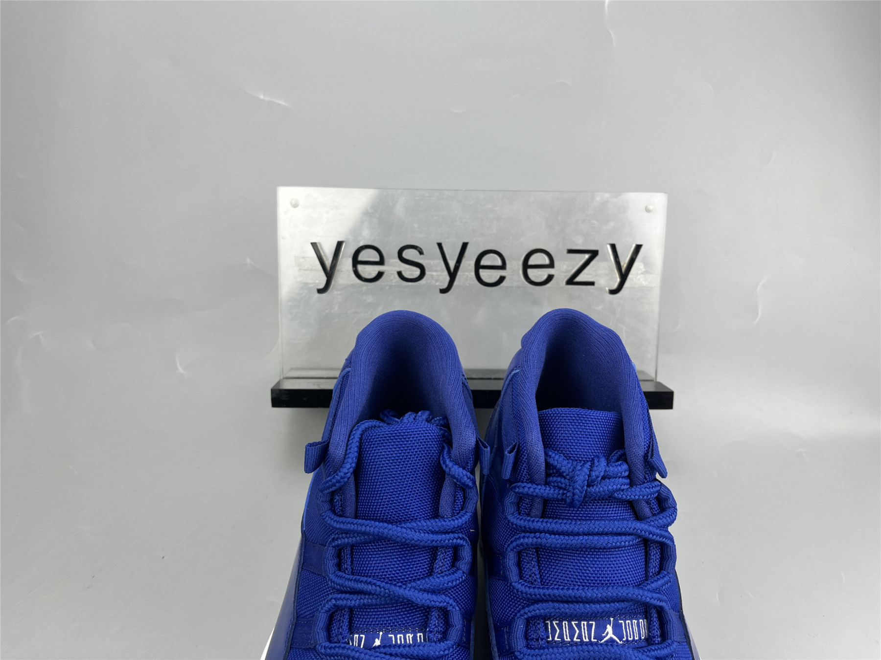 UA AIR JORDAN 11 RETRO LEGEND BLUE