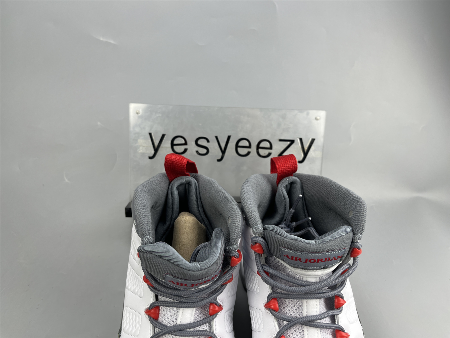 UA AIR JORDAN 9 RETRO 