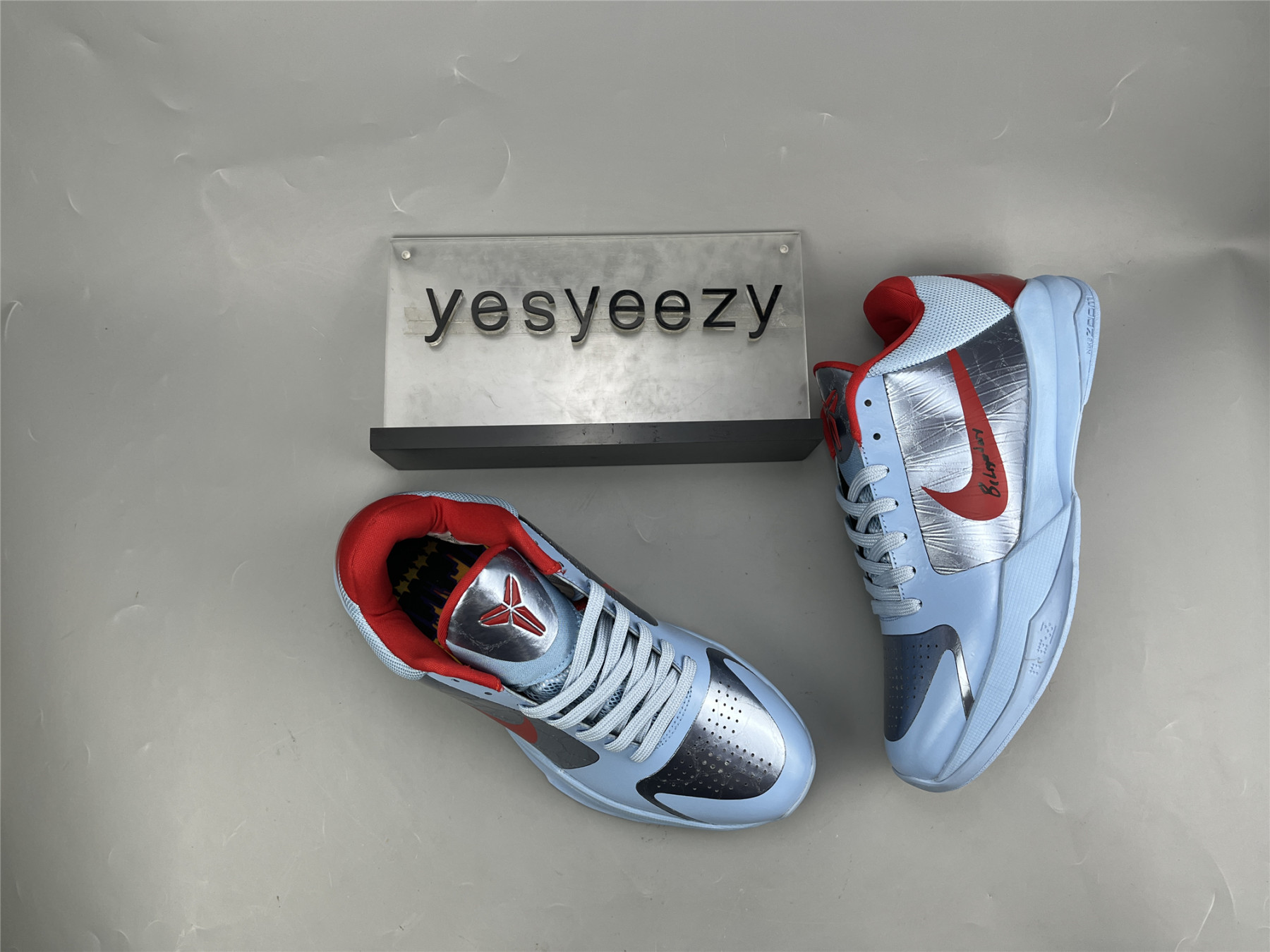 UA NIKE ZOOM KOBE 5 PROTRO BLUE