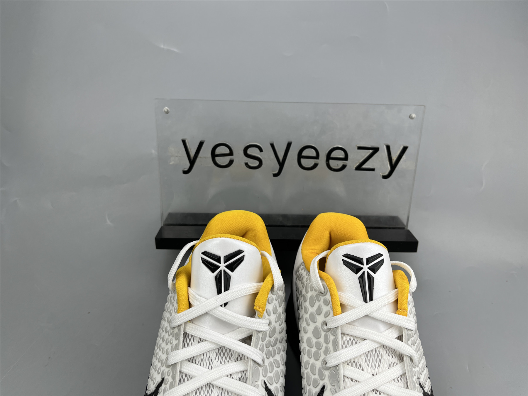 UA NIKE ZOOM KOBE 6 PROTRO 