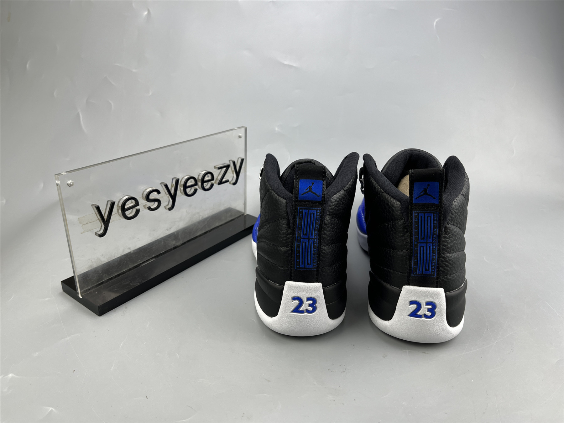 UA WMNS AIR JORDAN 12 RETRO 