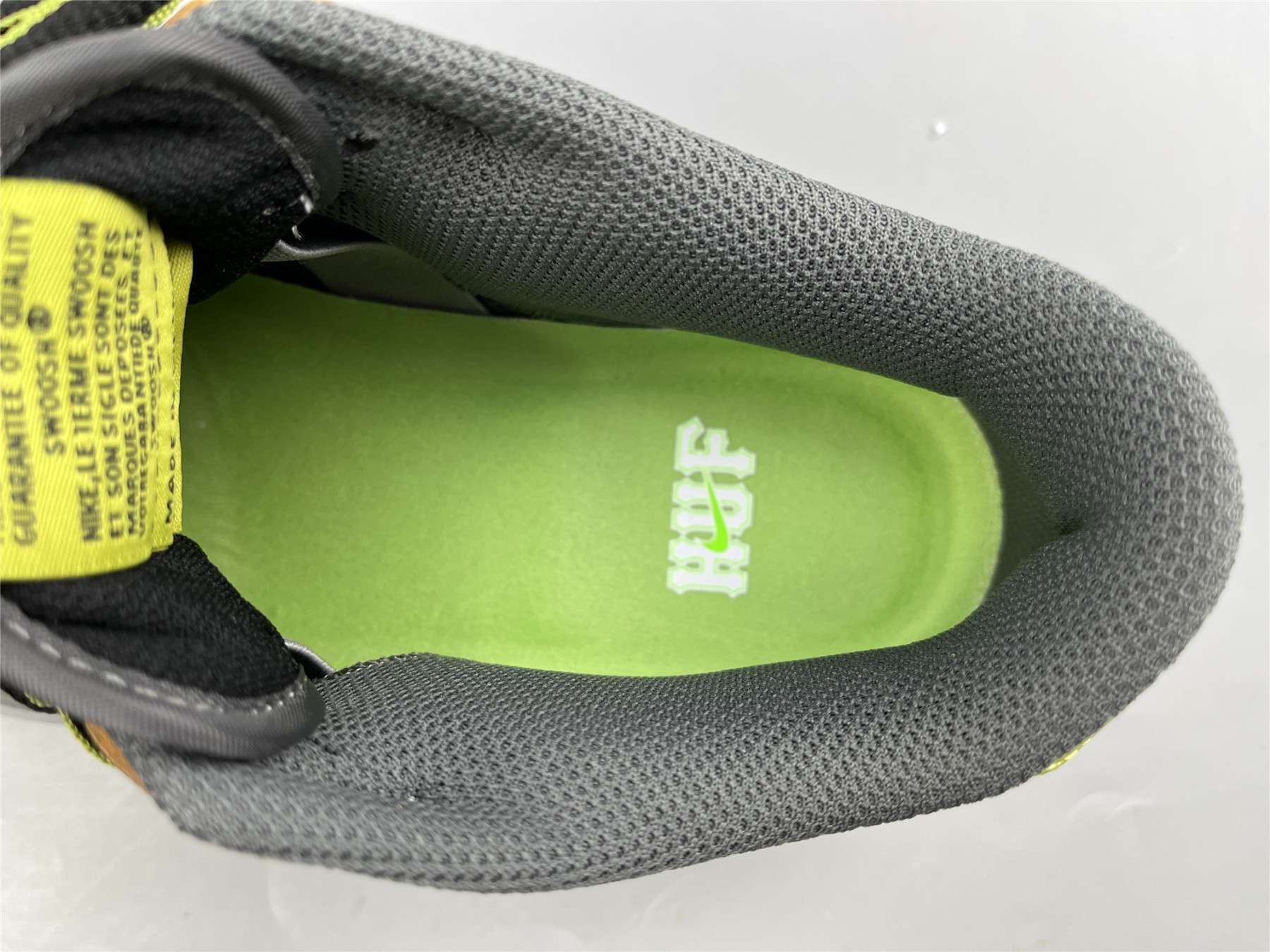 UA HUF X NIKE SB DUNK LOW "SAN FRANCISCO"