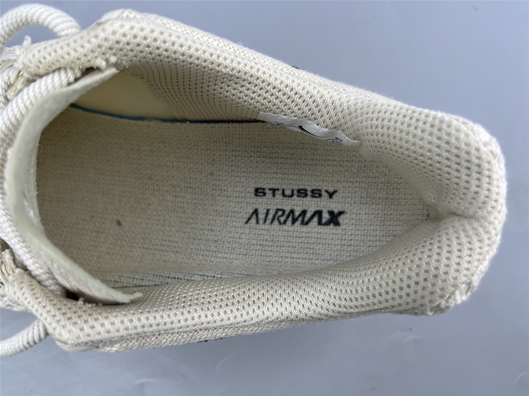 UA NIKE STUSSY X AIR MAX 2013 