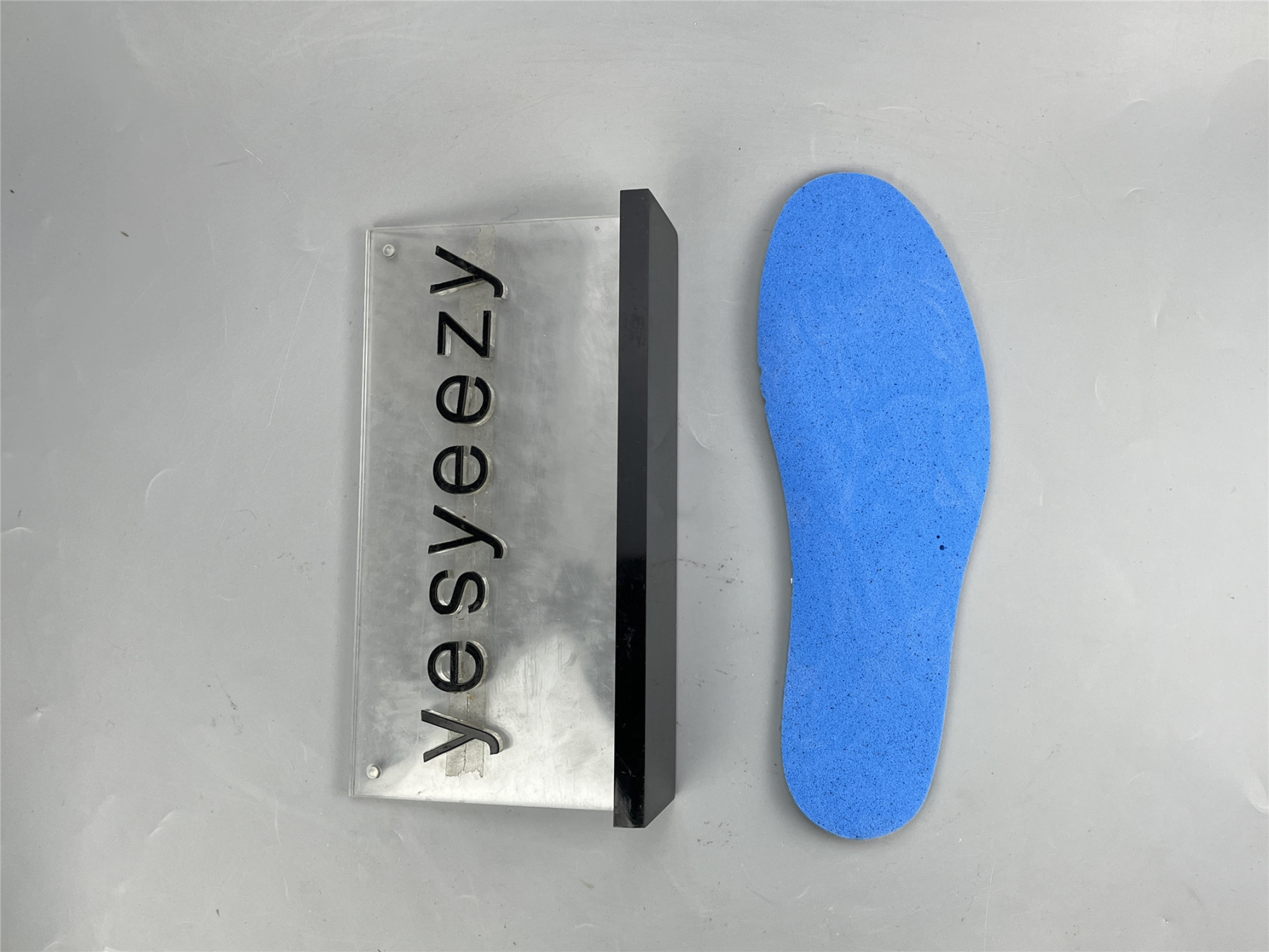 UA J. BALVIN X AIR JORDAN 2 RETRO