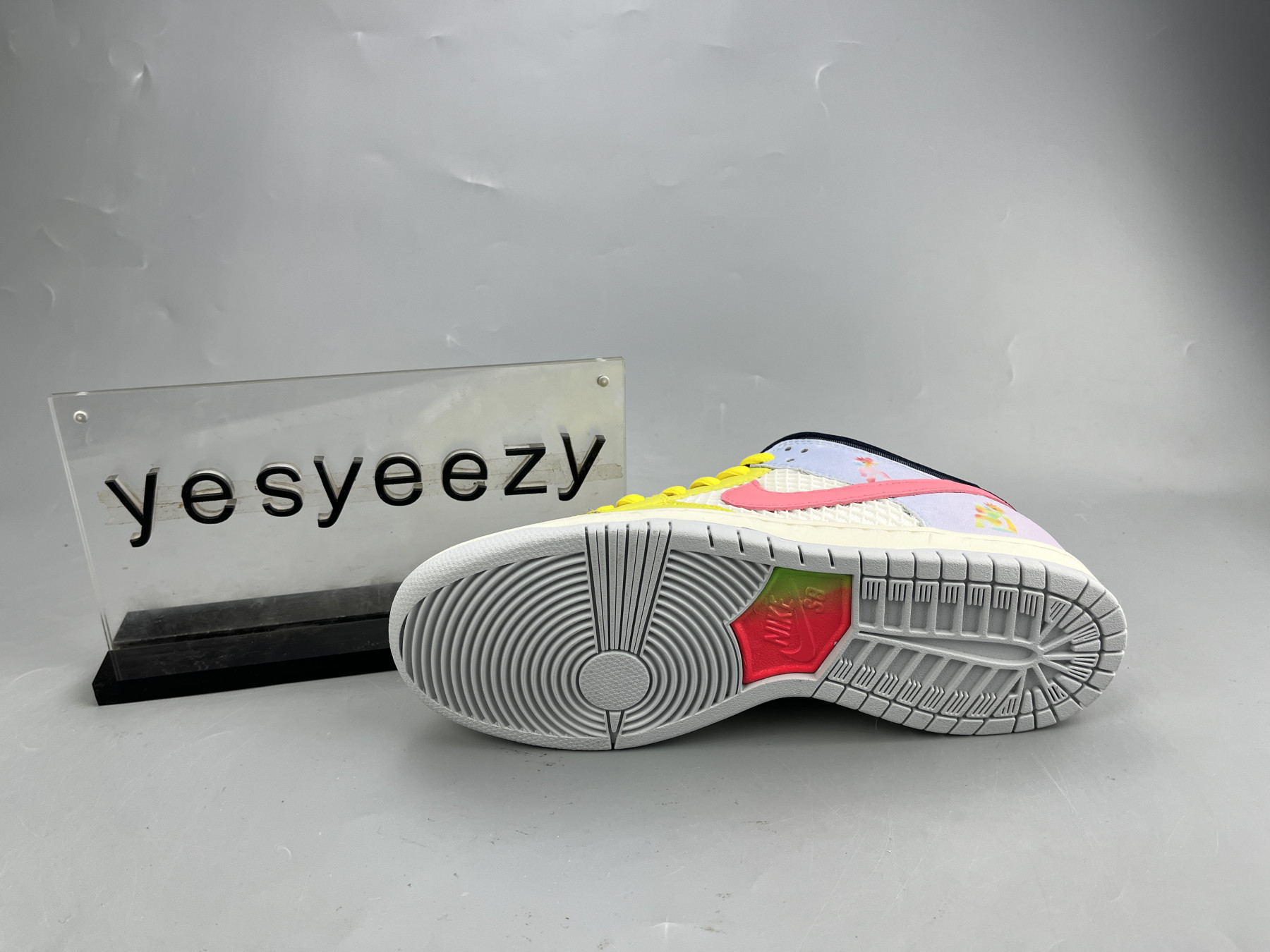 UA NIKE XAVIER SCHIPANI X DUNK LOW SB 