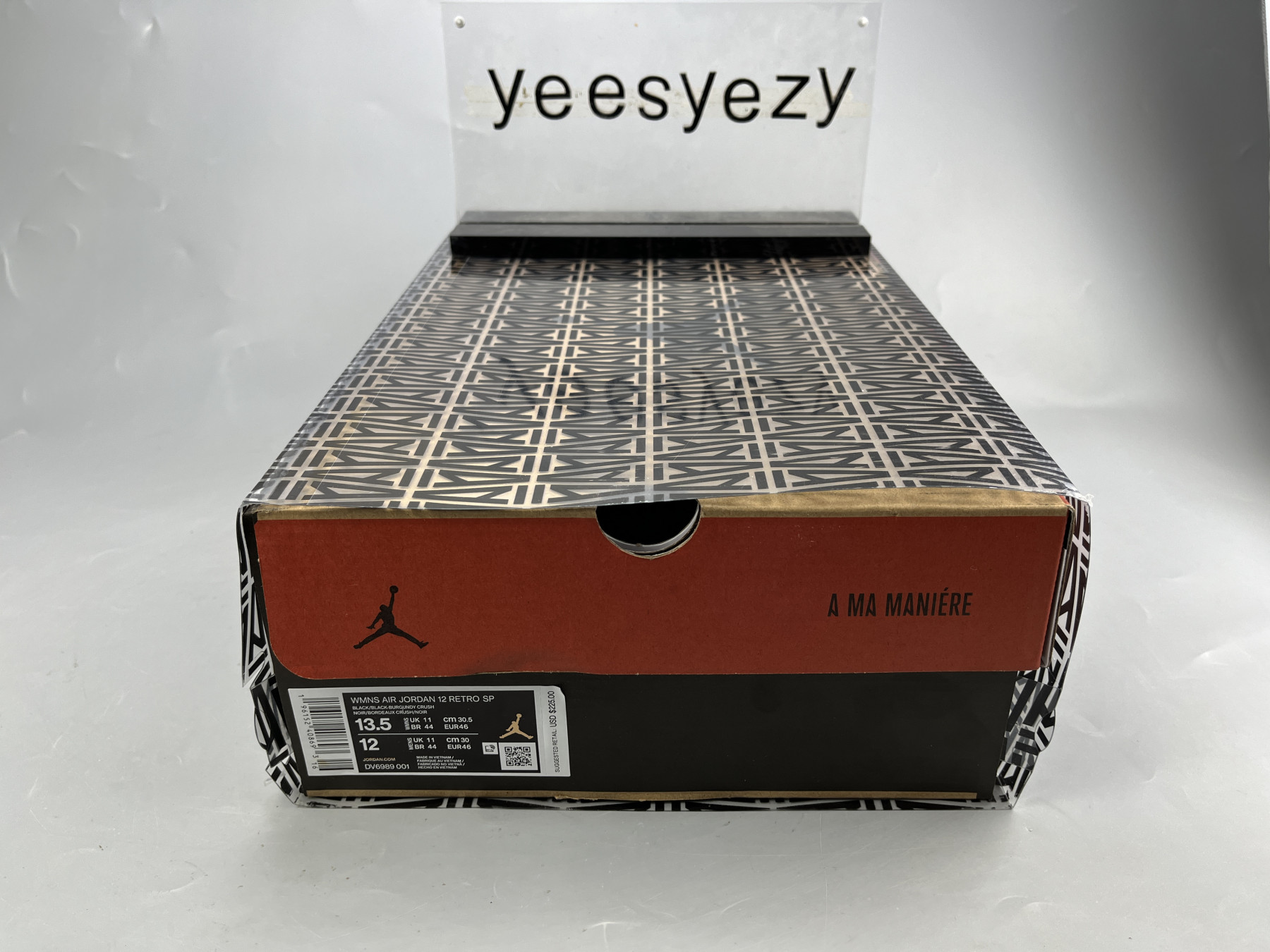 UA A MA MANIÃ‰RE X WMNS AIR JORDAN 12 RETRO 