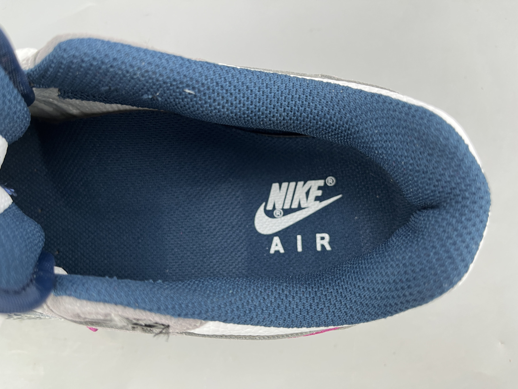 UA NIKE AIR MAX 1 GREY WHITE