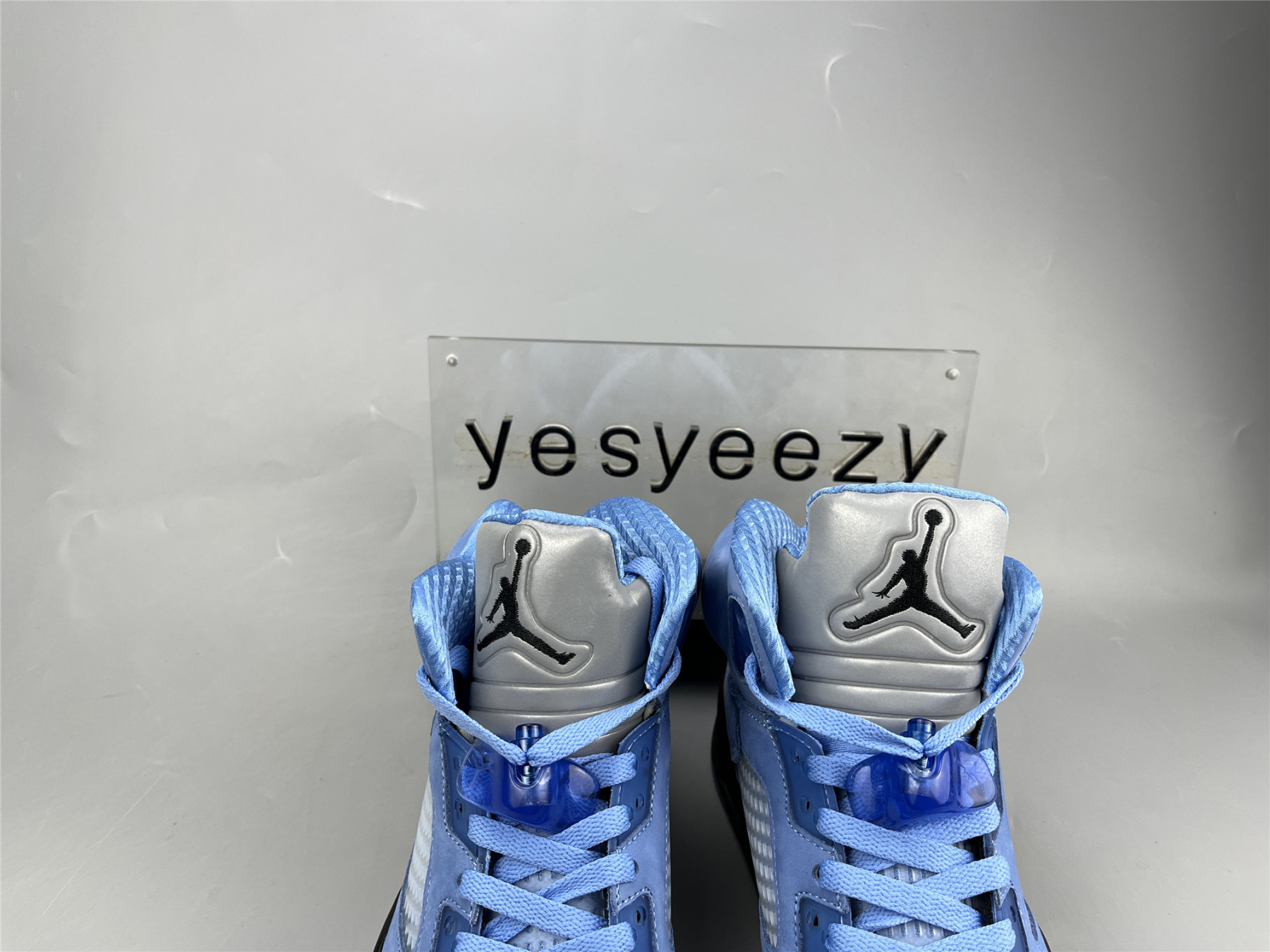 UA AIR JORDAN 5 RETRO "UNC"