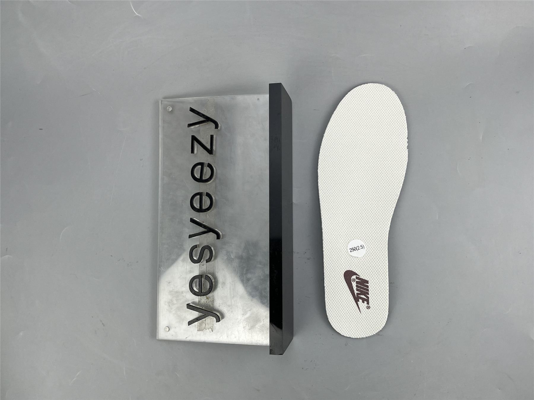 UA NIKE DUNK LOW GREY BLUE