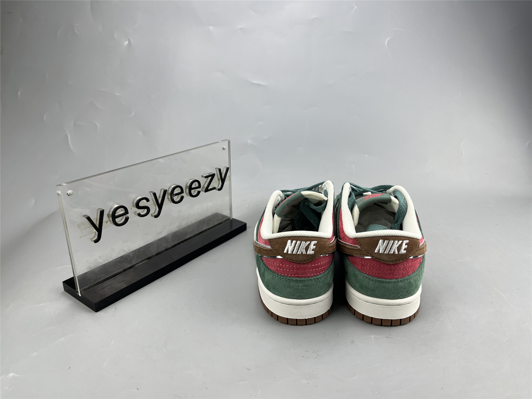 UA NIKE DUNK LOW GREY BLUE