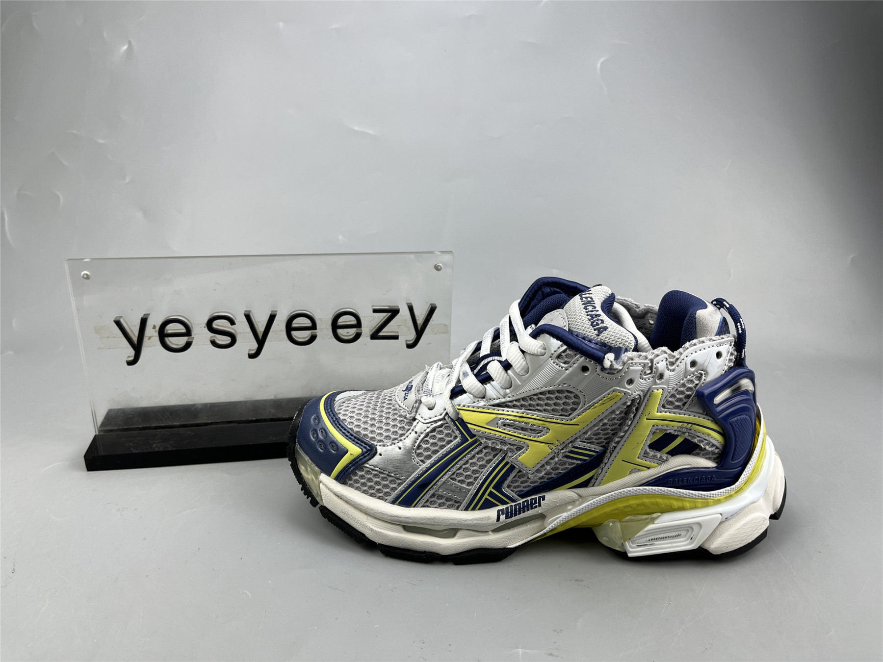 UA RUNNER BLK GREY YELLOW