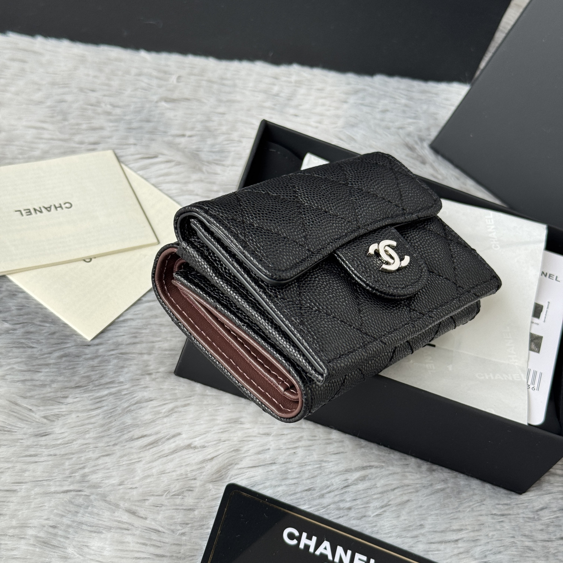 Ch**el card holder 10.5x7.5x3cm