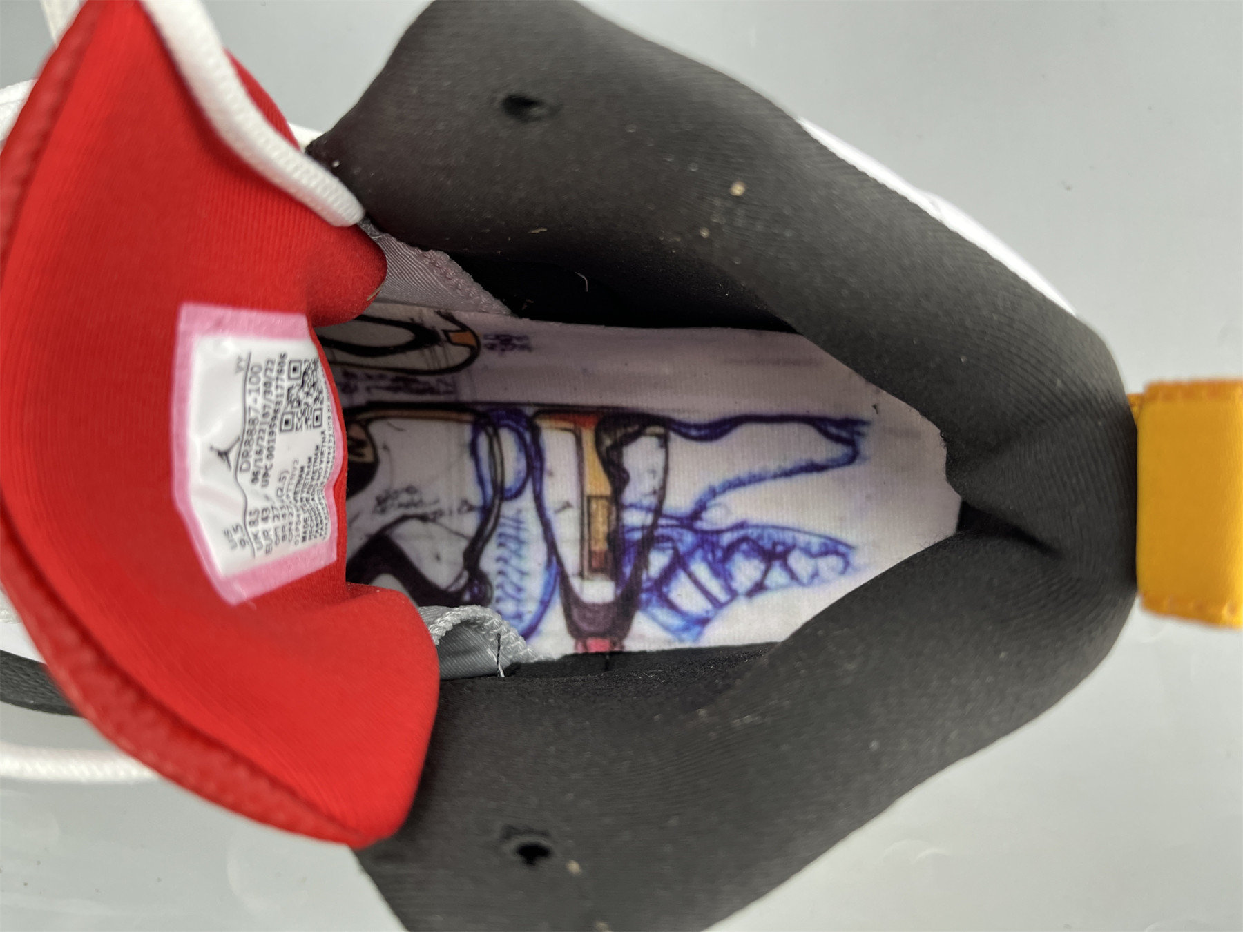 UA AIR JORDAN 12 RETRO 