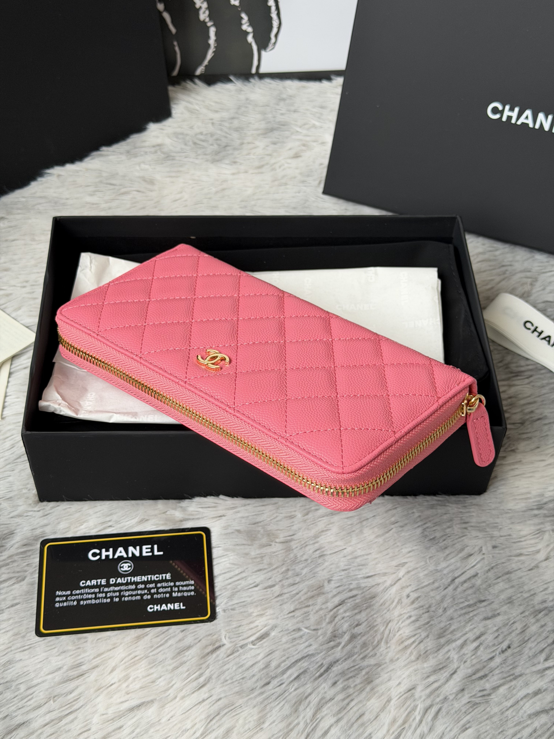 Ch**el zip around wallet 80758 10x19x3cm