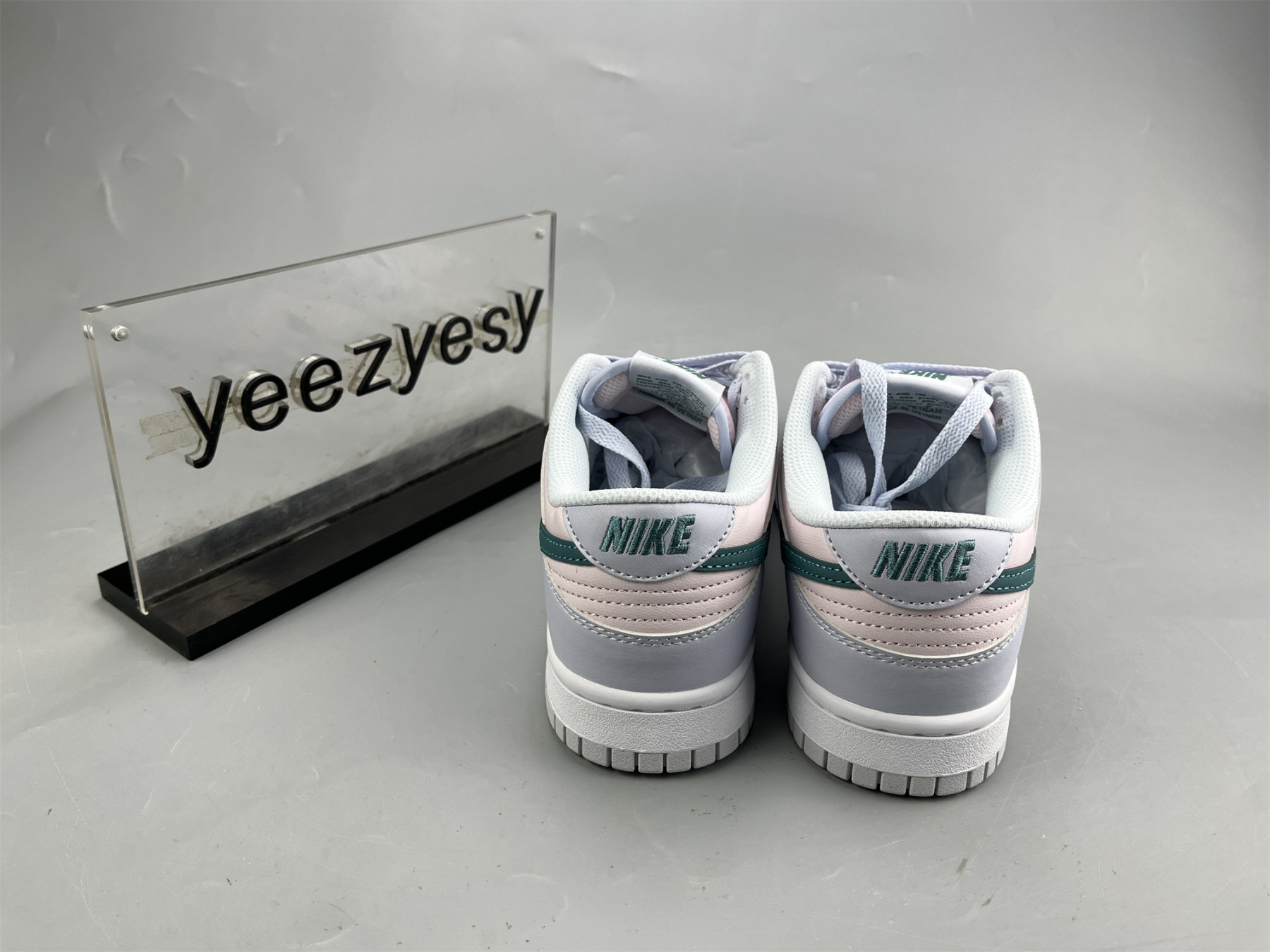 UA NIKE DUNK LOW GS MINERAL TERAL