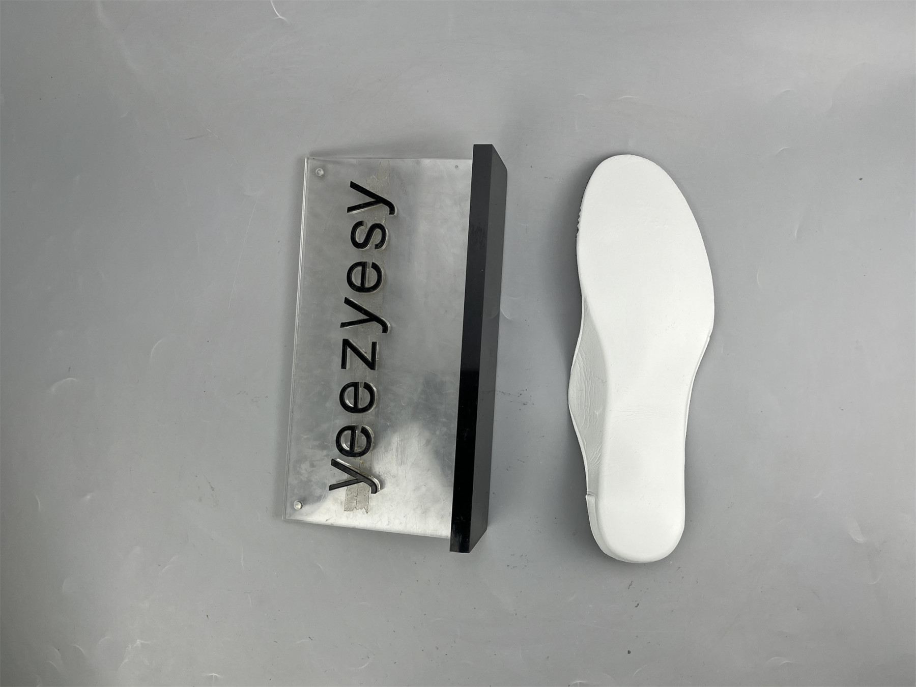 UA AIR JORDAN 9 RETRO 