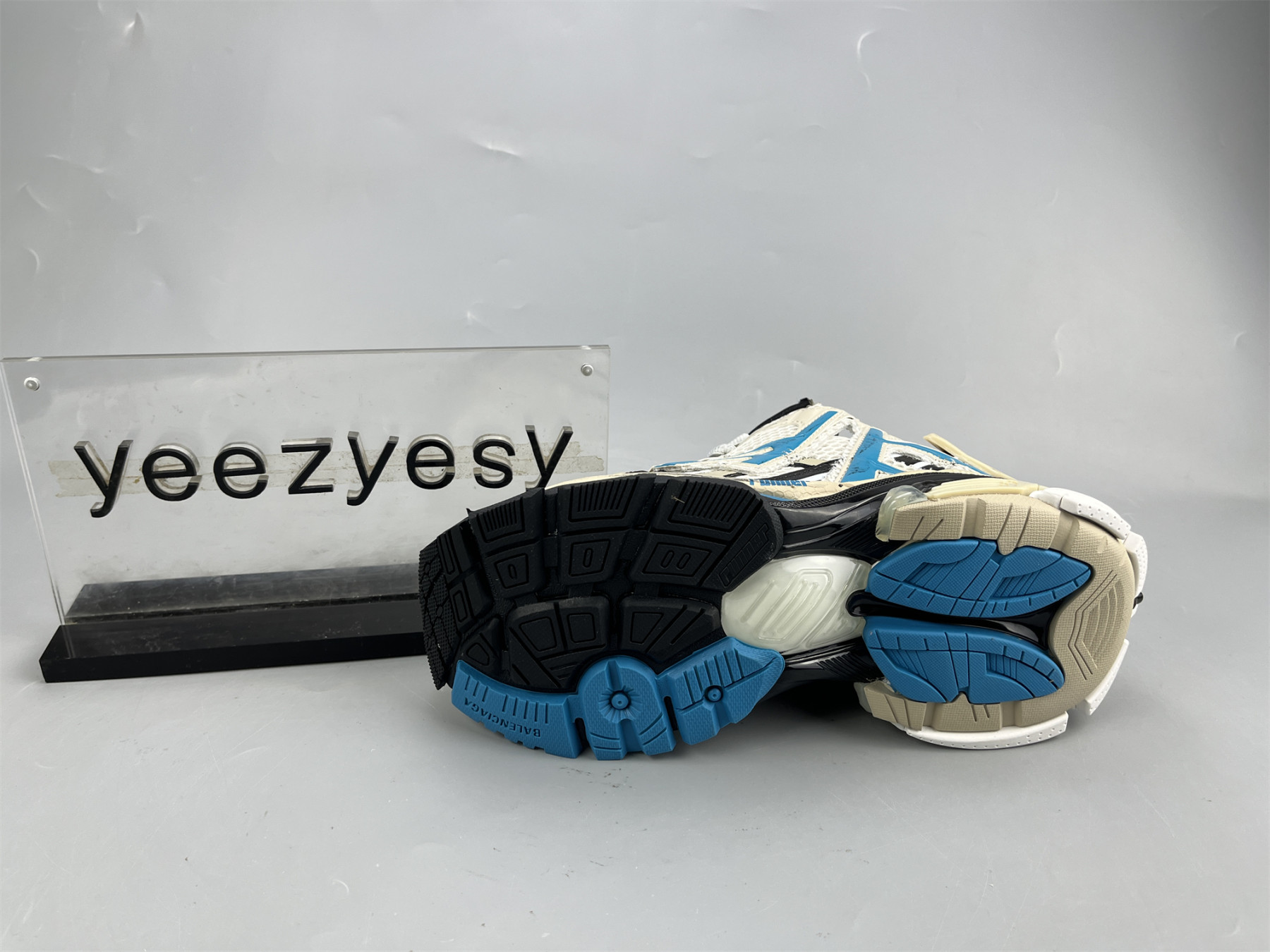 UA RUNNER BLACK CHAMPAGNE ORCHID