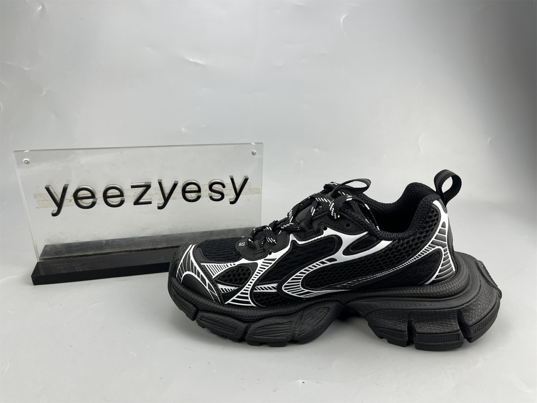 UA PHANTOM SNEAKER BLACK WHITE