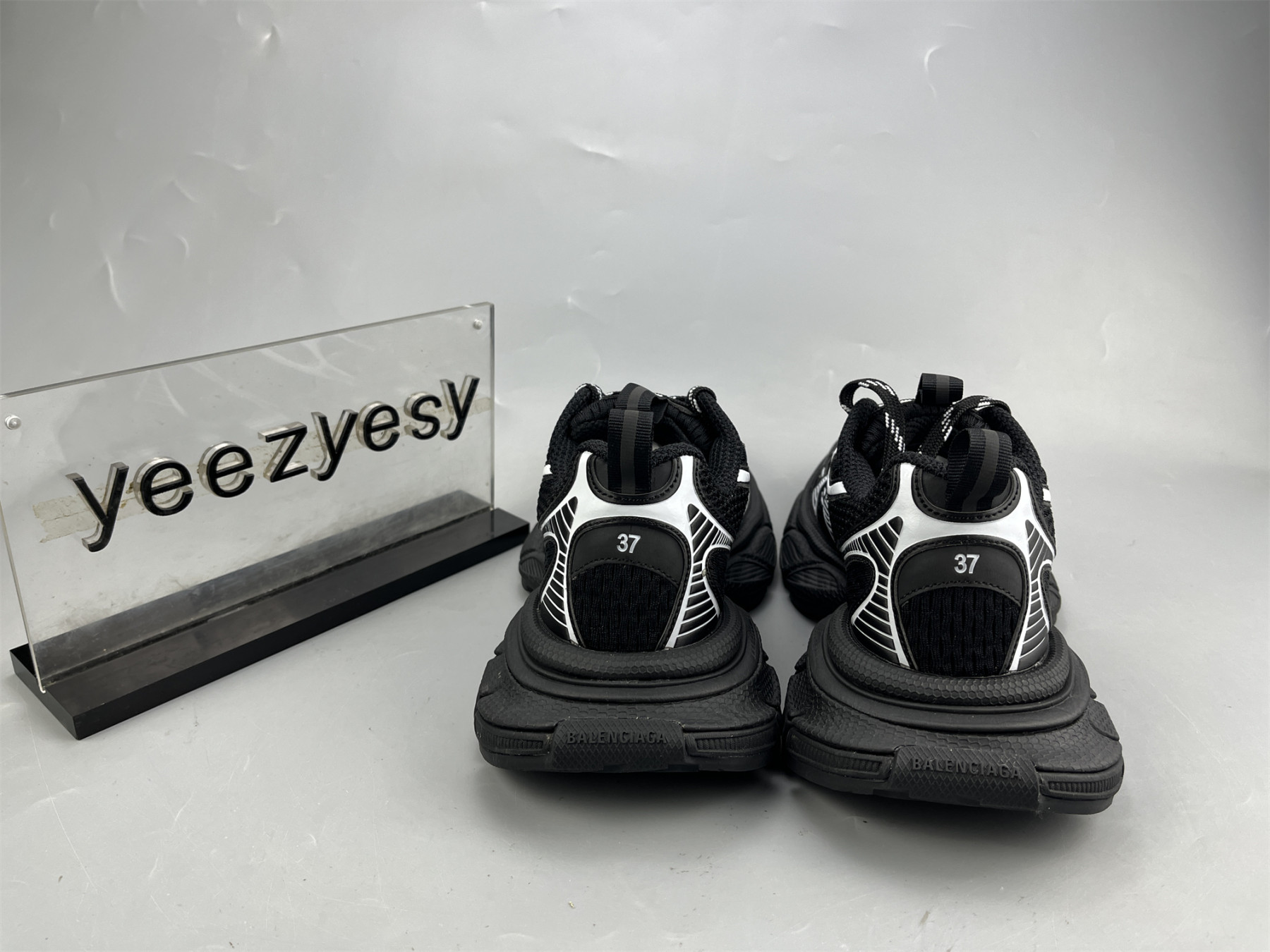 UA PHANTOM SNEAKER BLACK WHITE