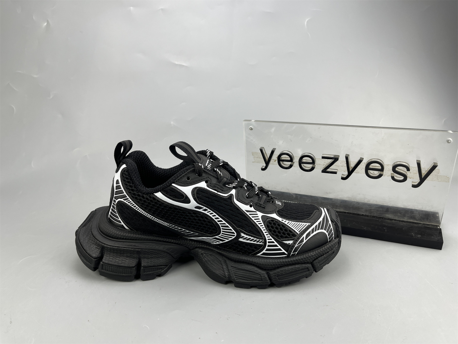 UA PHANTOM SNEAKER BLACK WHITE