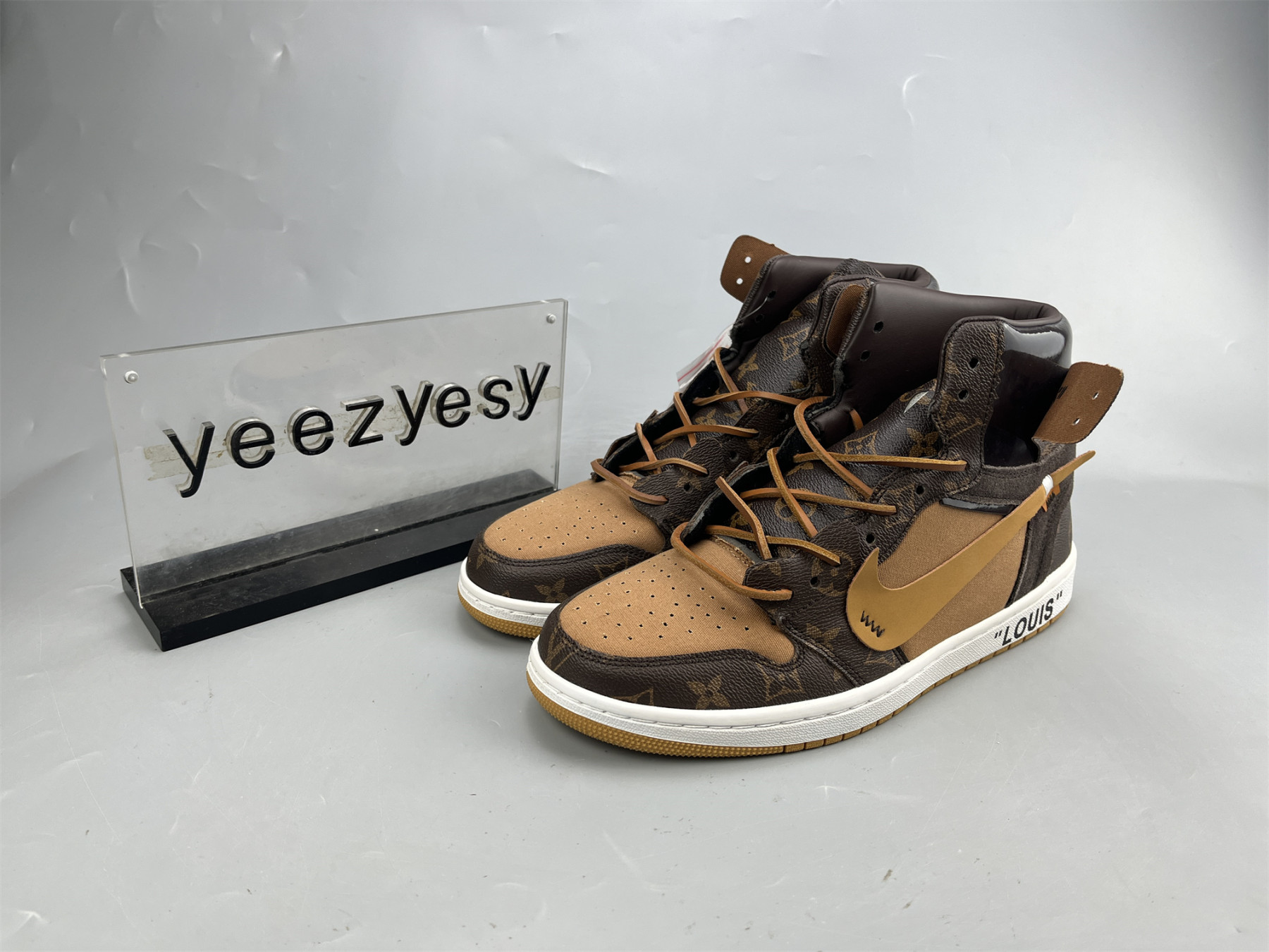 UA LV OFF WHITE X NIKE AIR JORDAN 1 RETRO HIGH