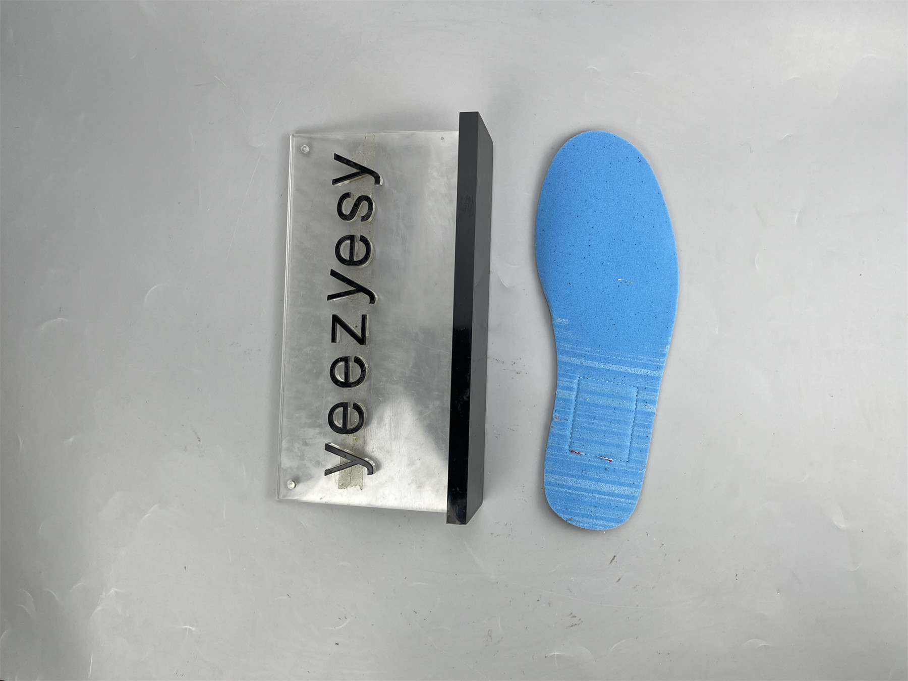 UA AIR JORDAN 1 RETRO LOW OG 