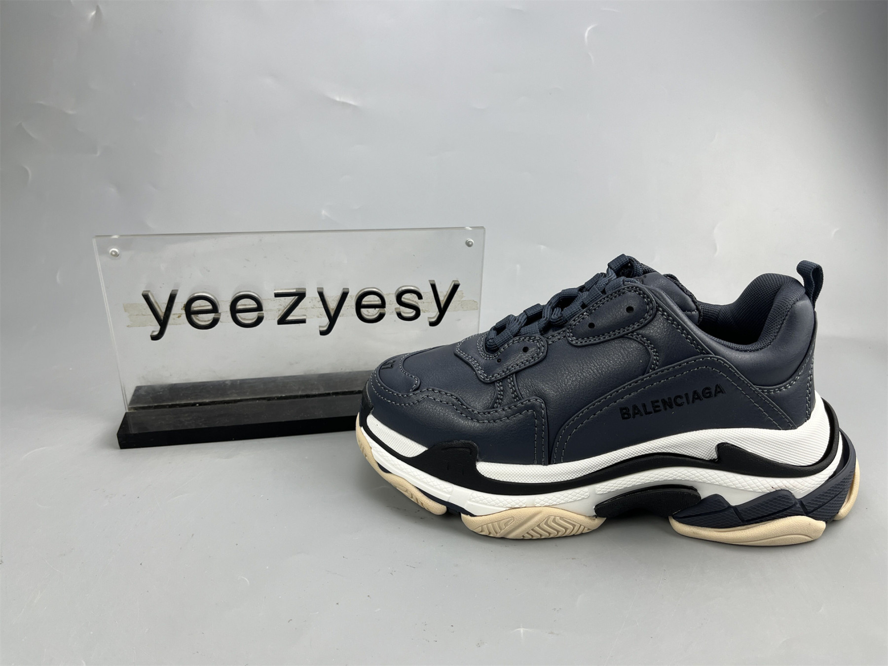 UA TRIPLE S CLEAR SOLE GREY WHITE BLUE