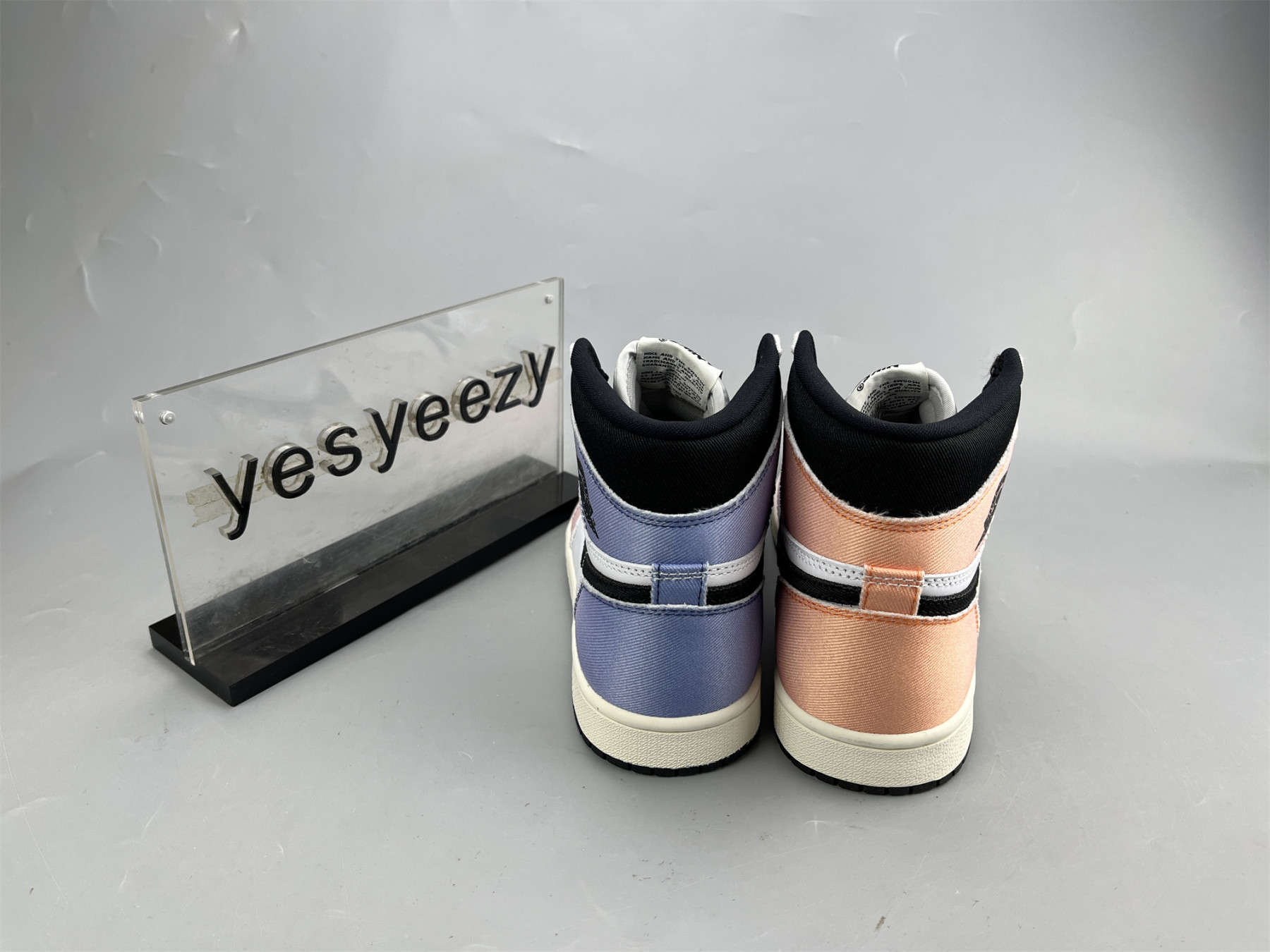 UA AIR JORDAN 1 RETRO HIGH OG 