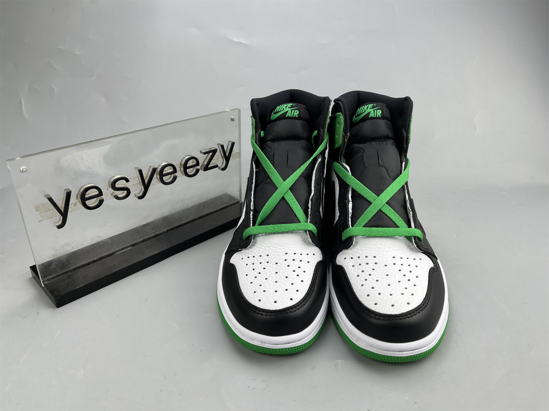 UA AIR JORDAN 1 RETRO HIGH OG 